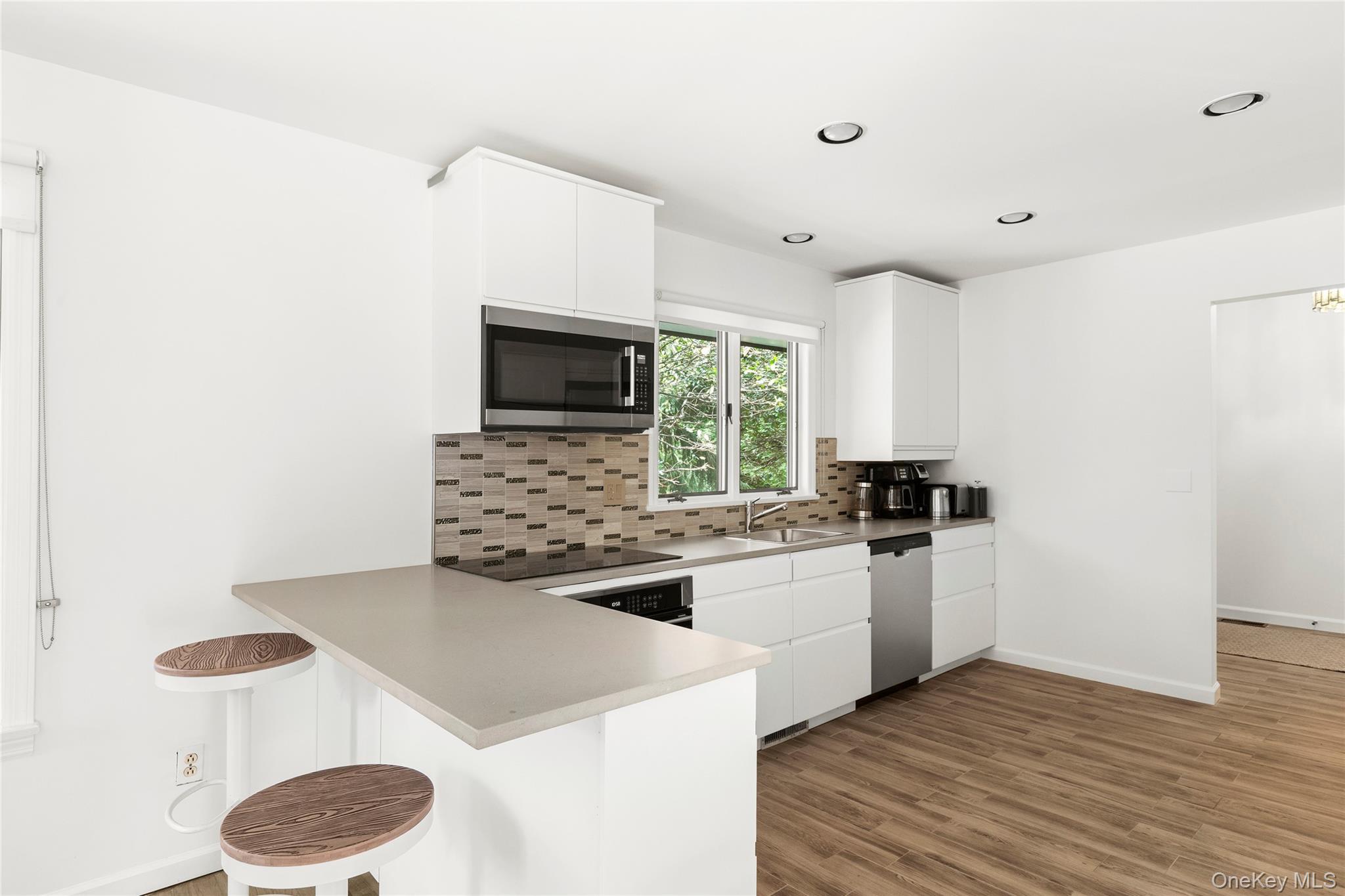 422 Montauk Highway Property Photo 7