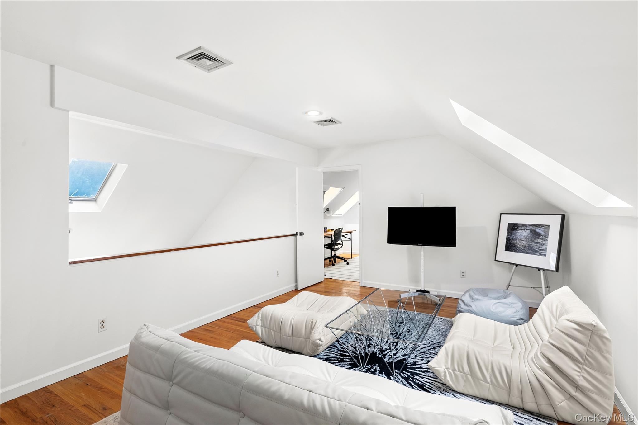 422 Montauk Highway Property Photo 16