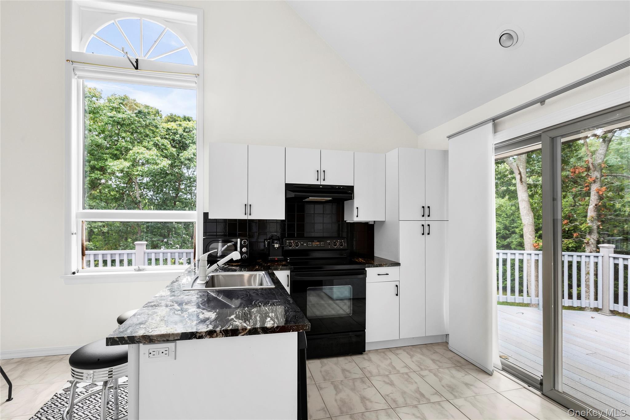 422 Montauk Highway Property Photo 17