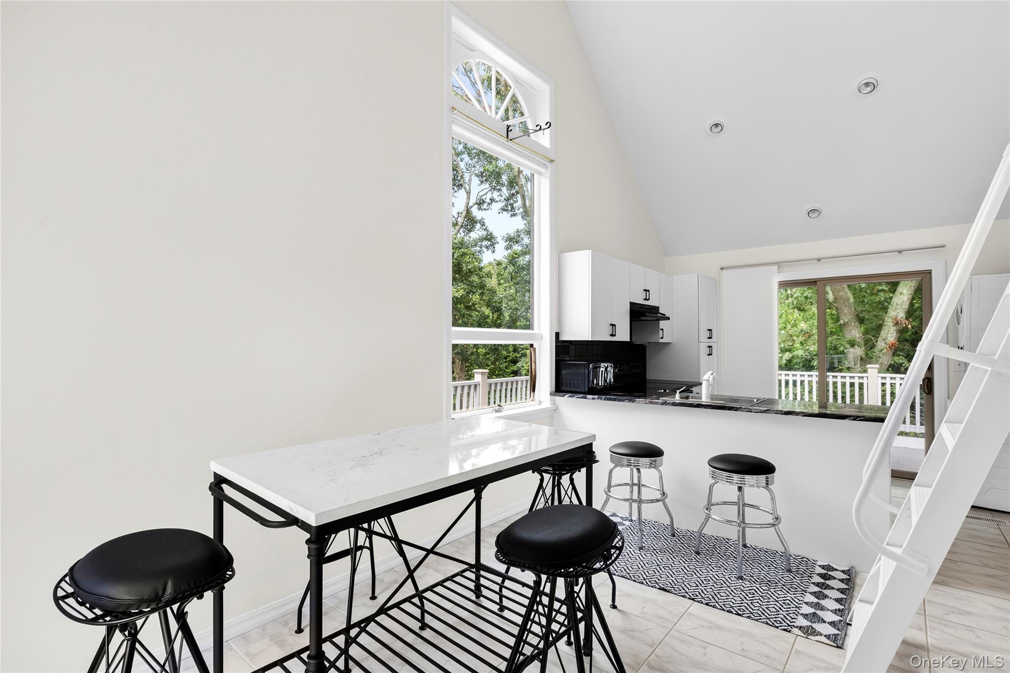 422 Montauk Highway Property Photo 18