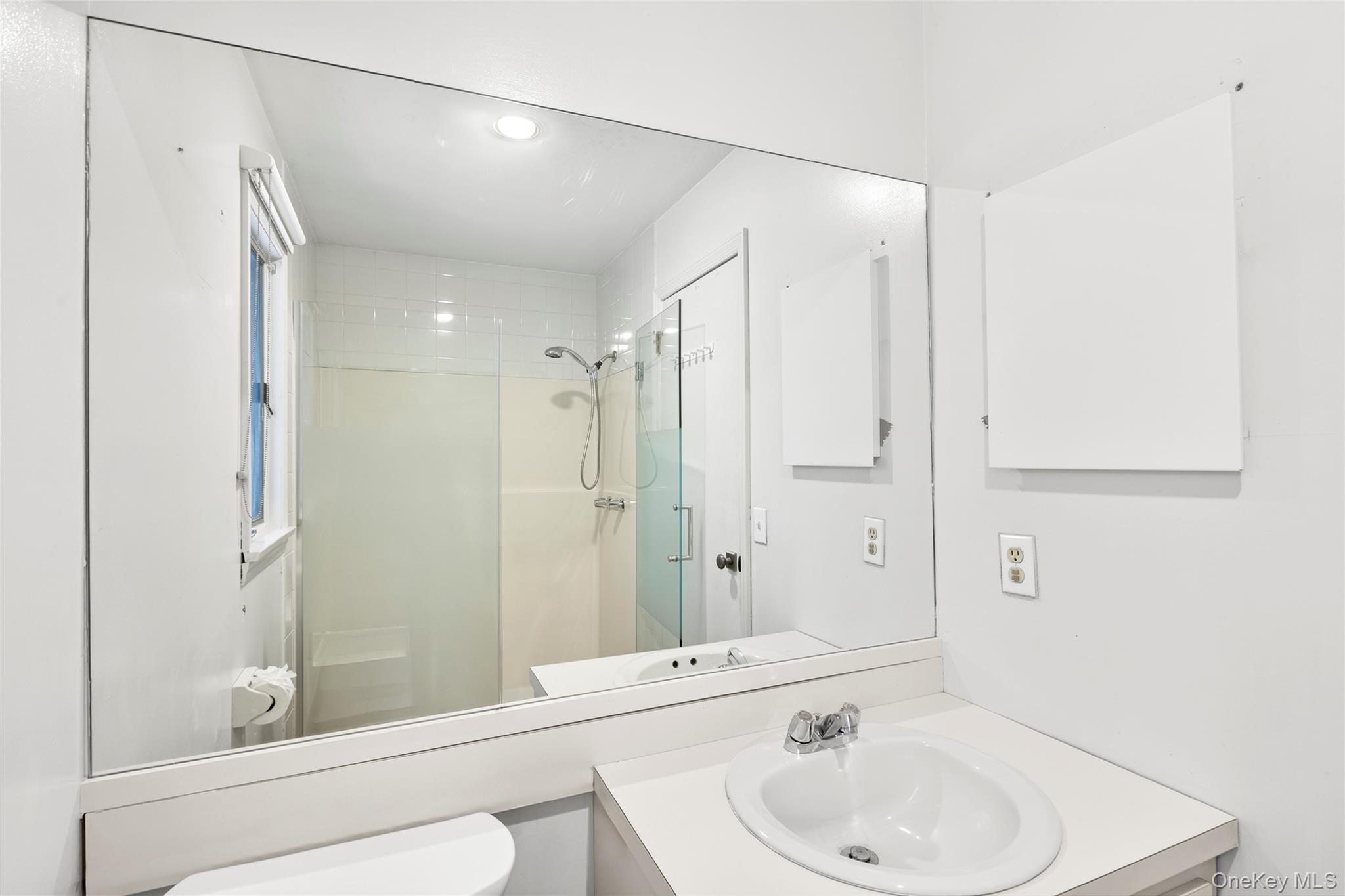 422 Montauk Highway Property Photo 21