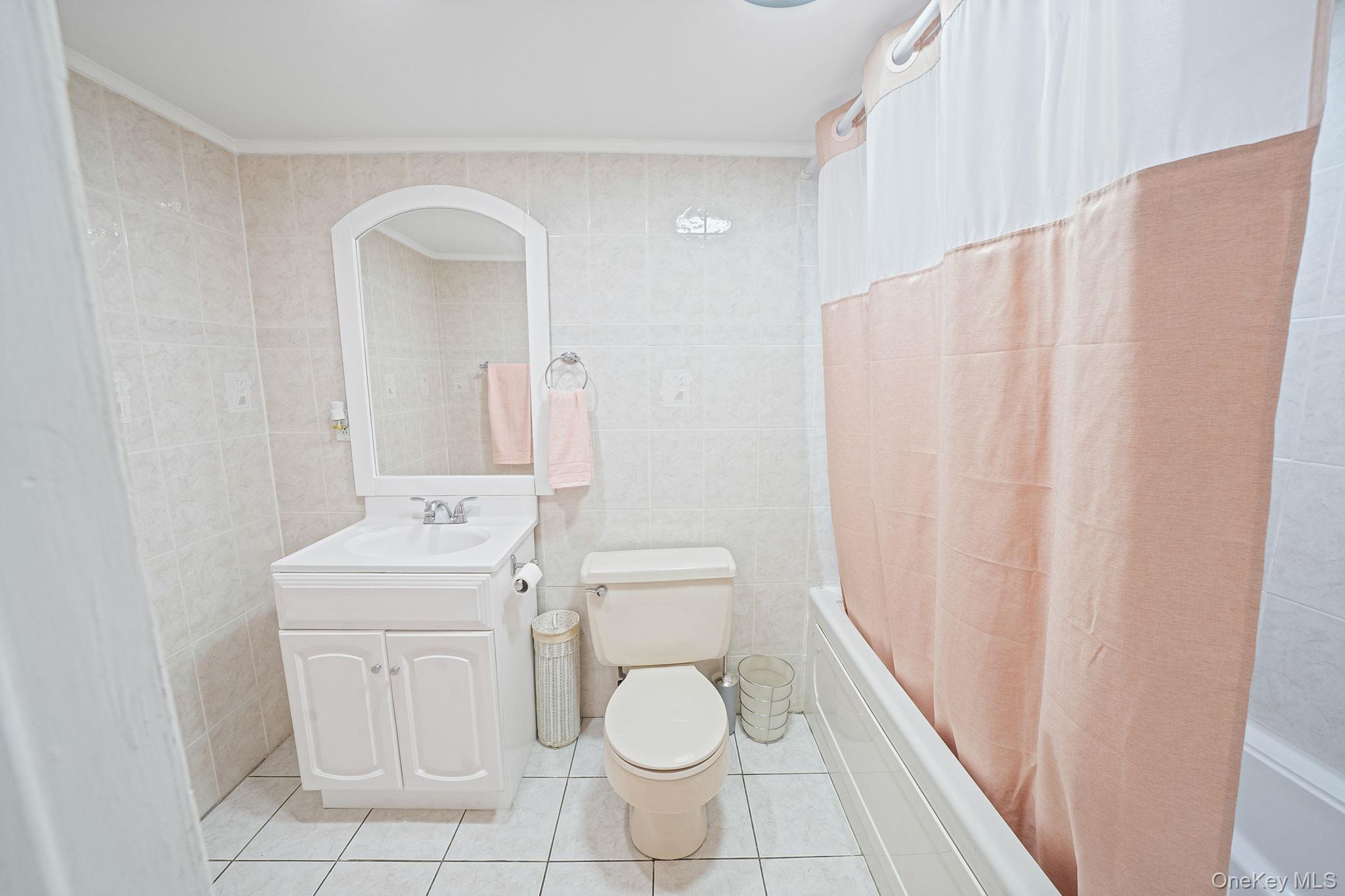60 Westwood Avenue Property Photo 33