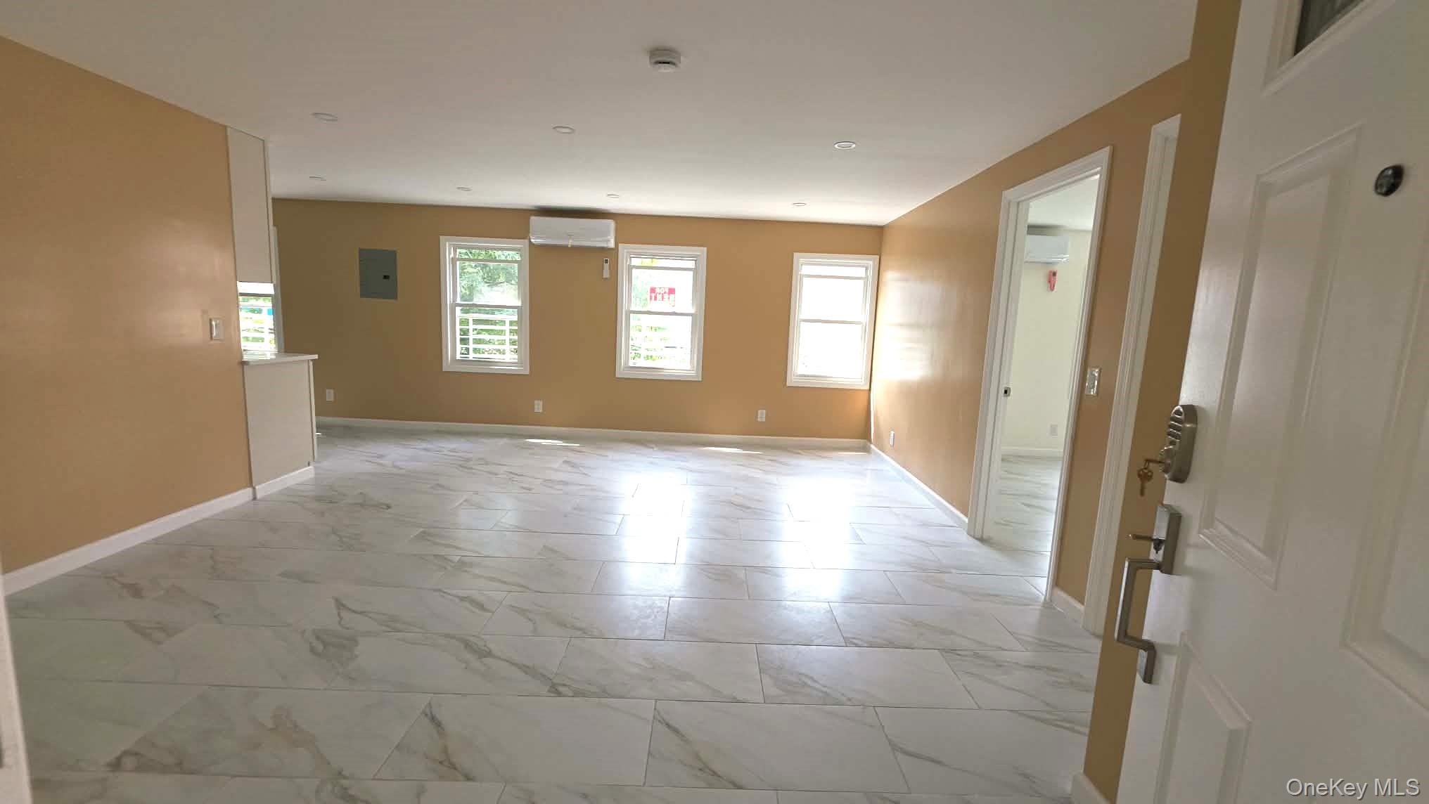 124-05 Jamaica Avenue 2r Property Photo 5