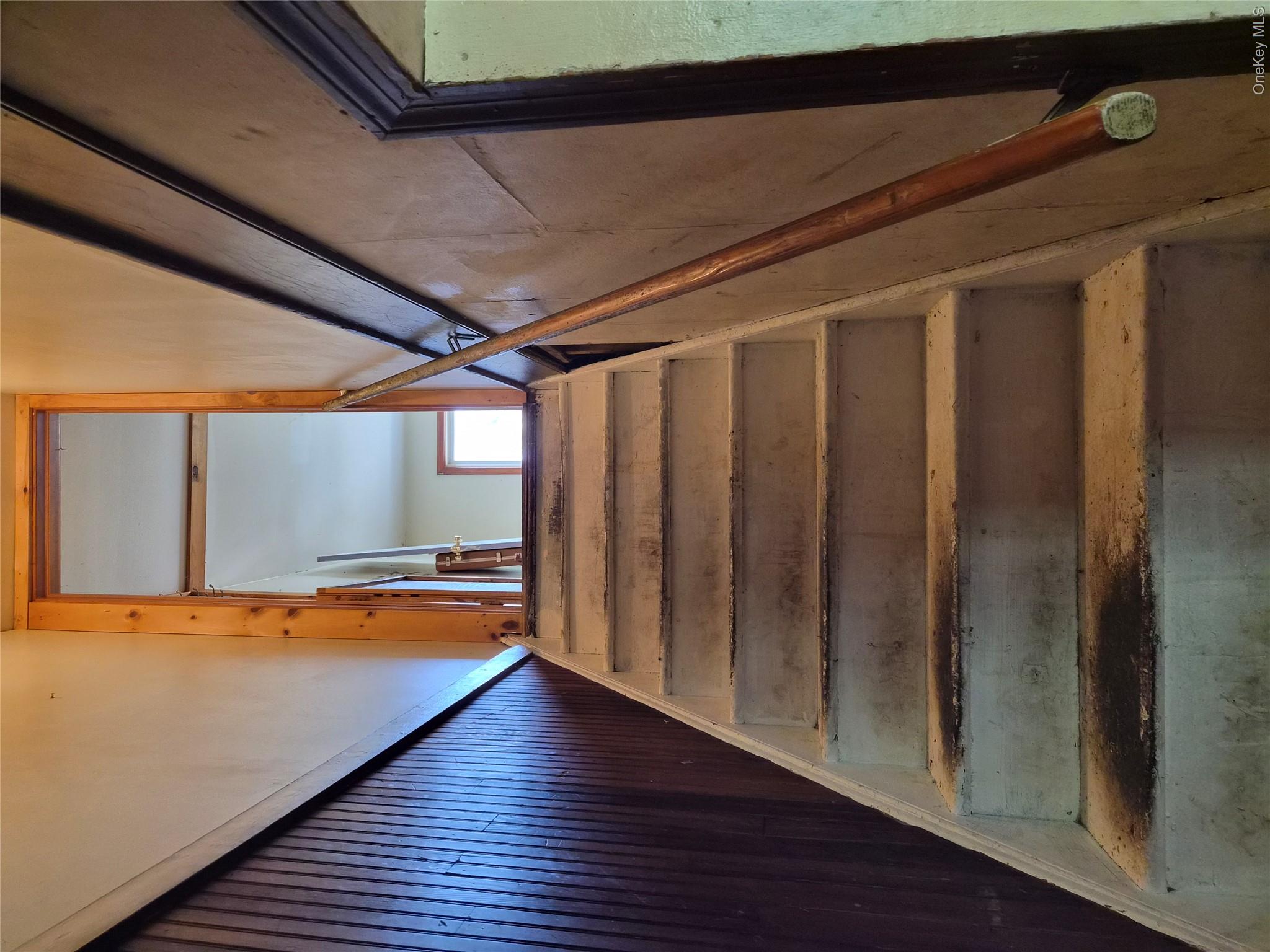 10 Cedar Street Property Photo 14