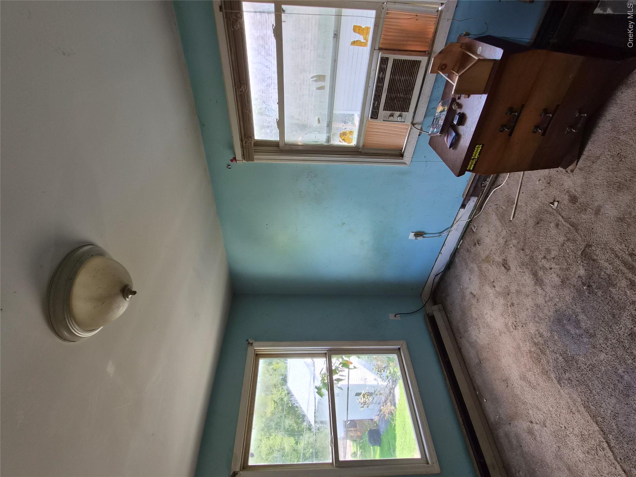 10 Cedar Street Property Photo 16