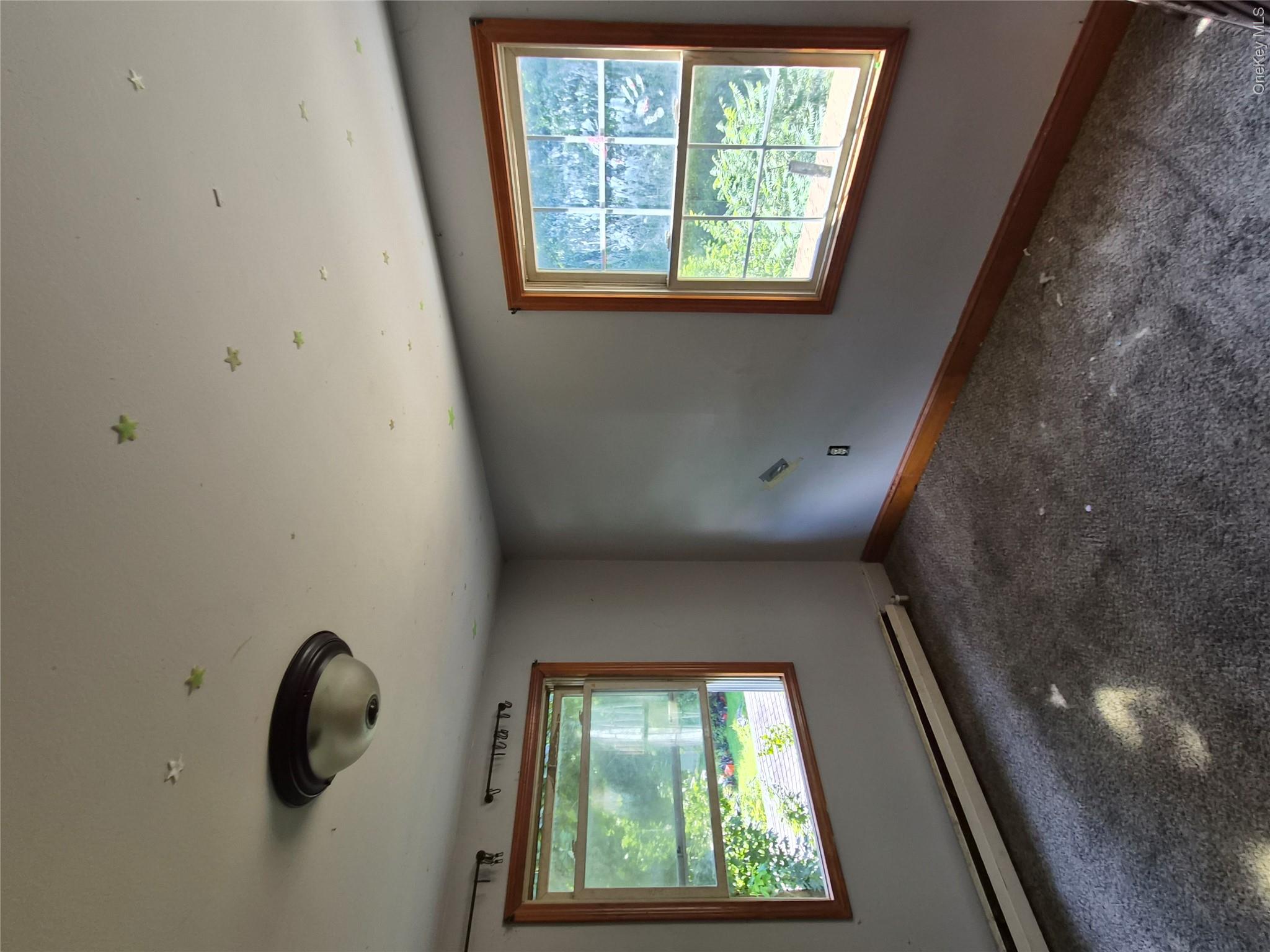 10 Cedar Street Property Photo 18