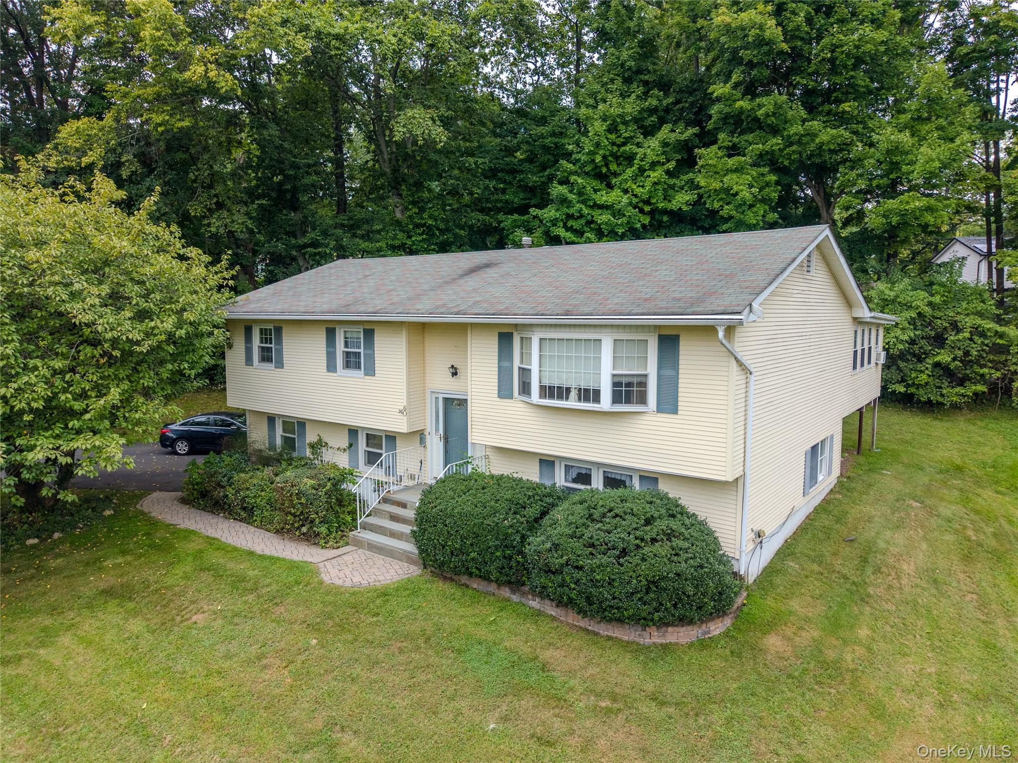 60 Gerardine Place Property Photo 3