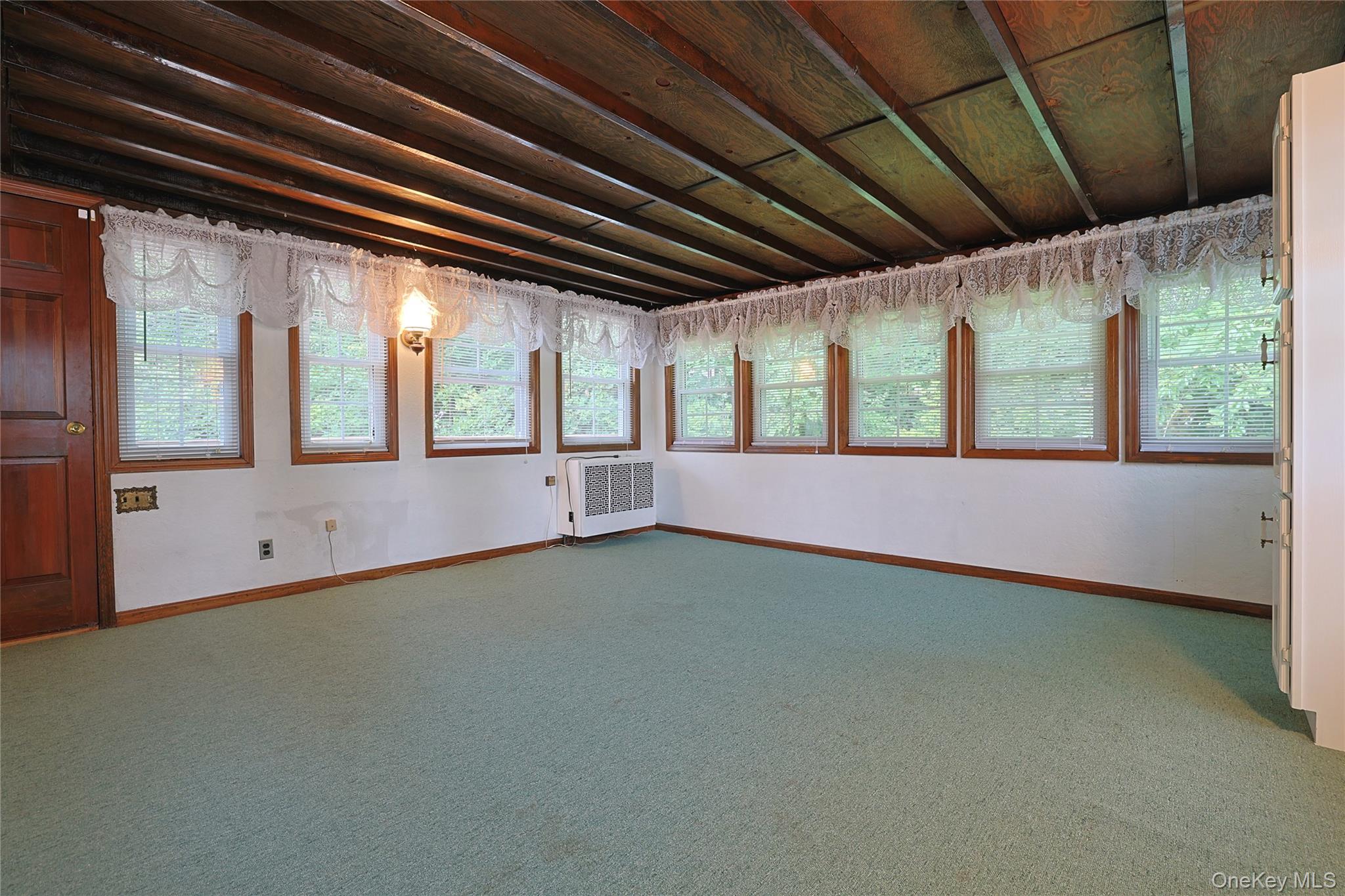 60 Gerardine Place Property Photo 16