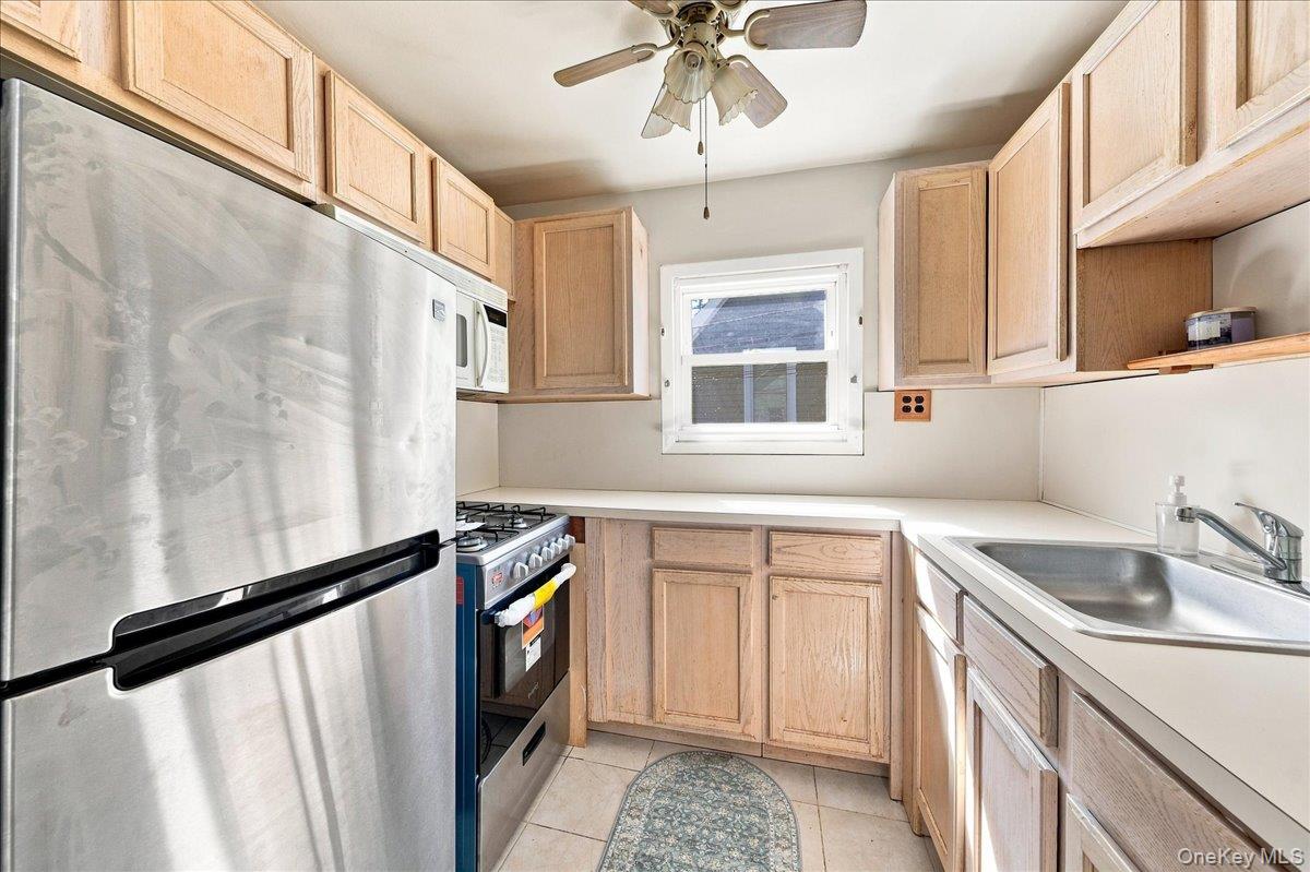 11 Oak Avenue 11 Property Photo 8