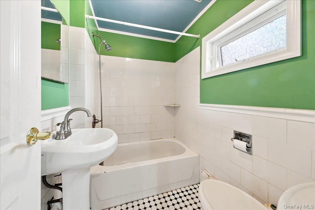 11 Oak Avenue 11 Property Photo 13