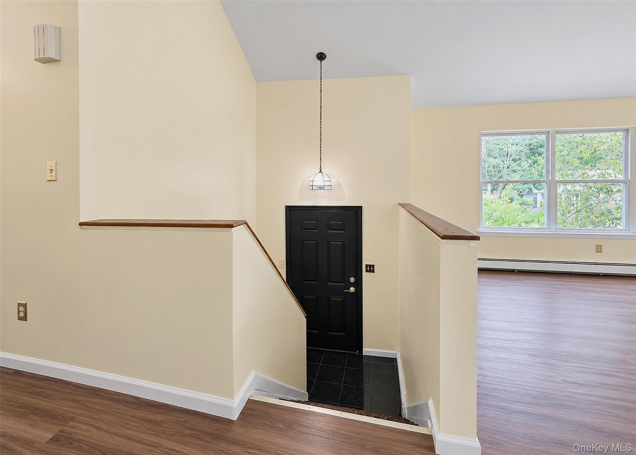 6 Gordal Lane Property Photo 3