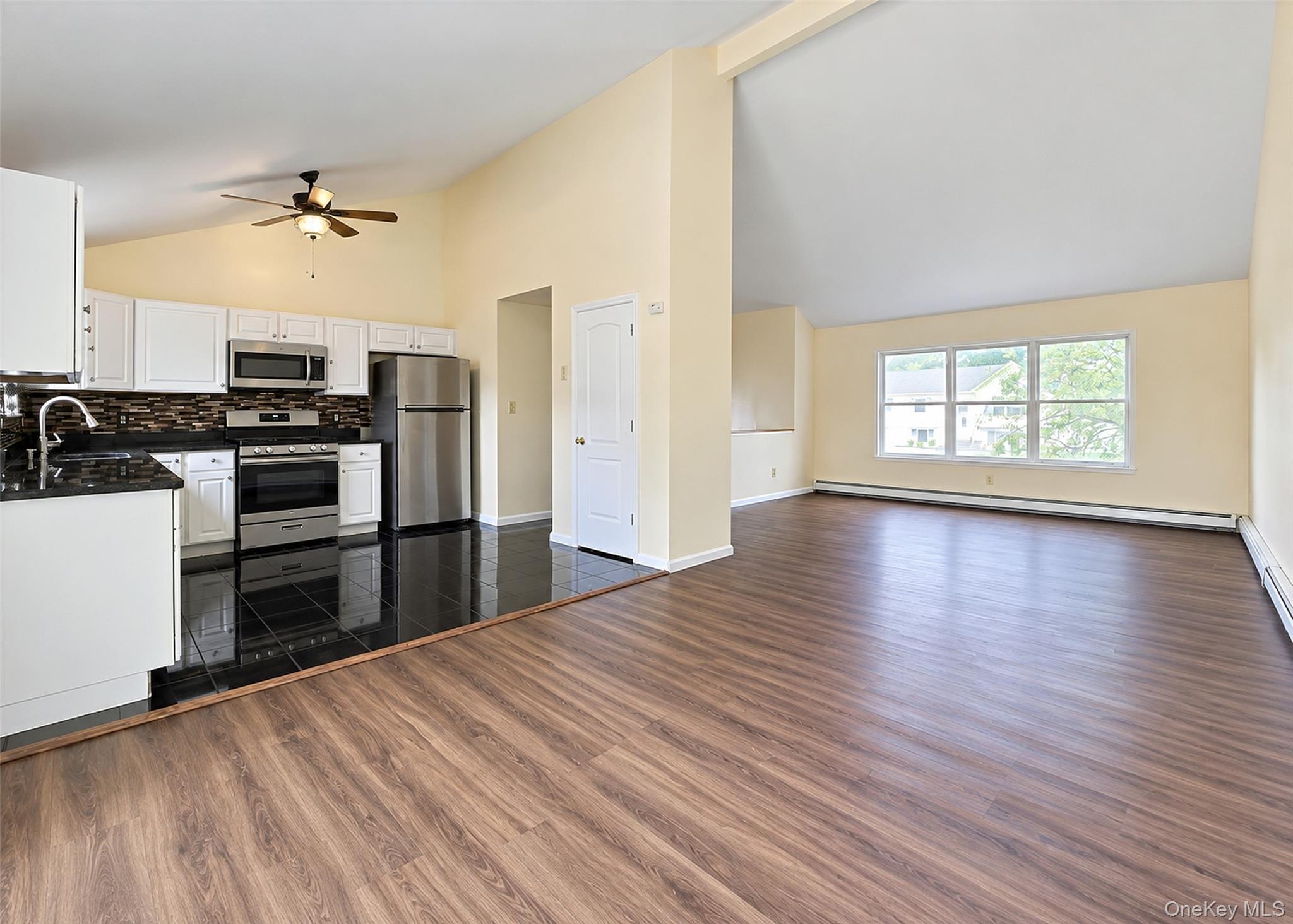 6 Gordal Lane Property Photo 8