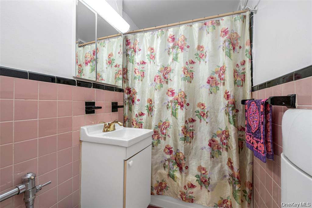 84-25 118th Street 3d Property Photo 7