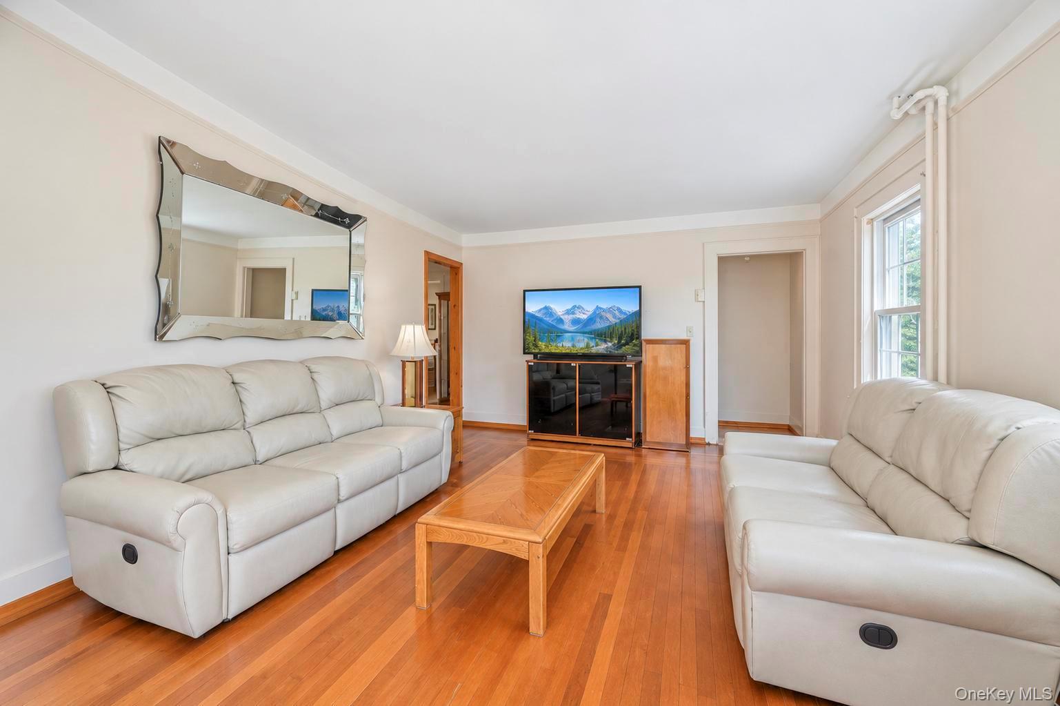 49 Collins Avenue Property Photo 3