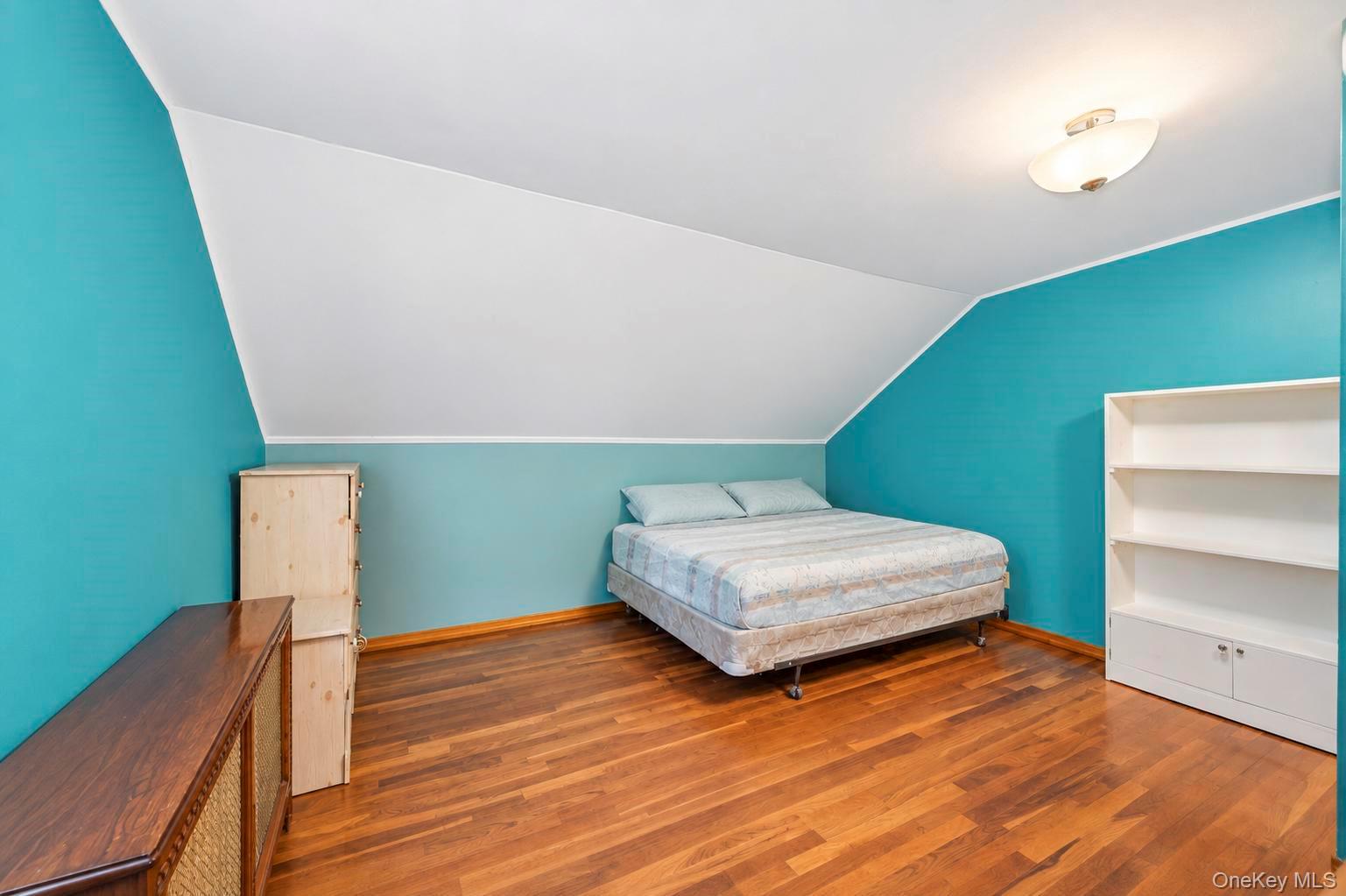 49 Collins Avenue Property Photo 20