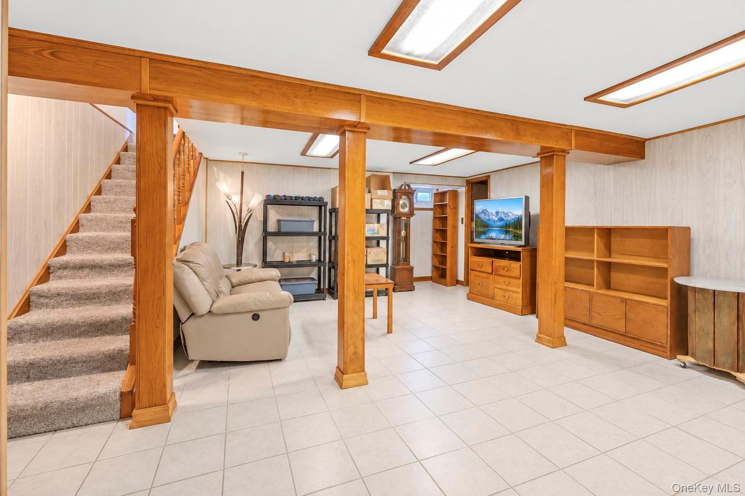 49 Collins Avenue Property Photo 24