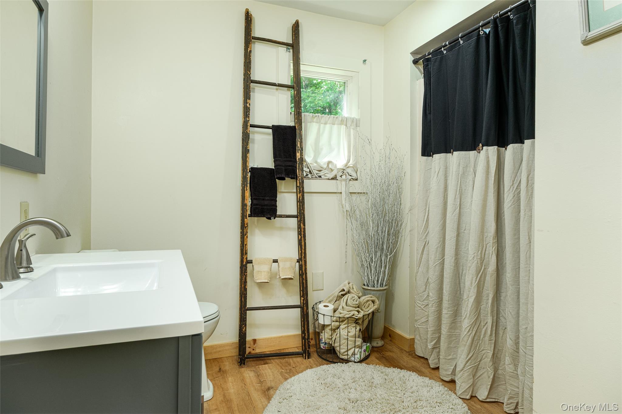 715 Rosa Circle Property Photo 22