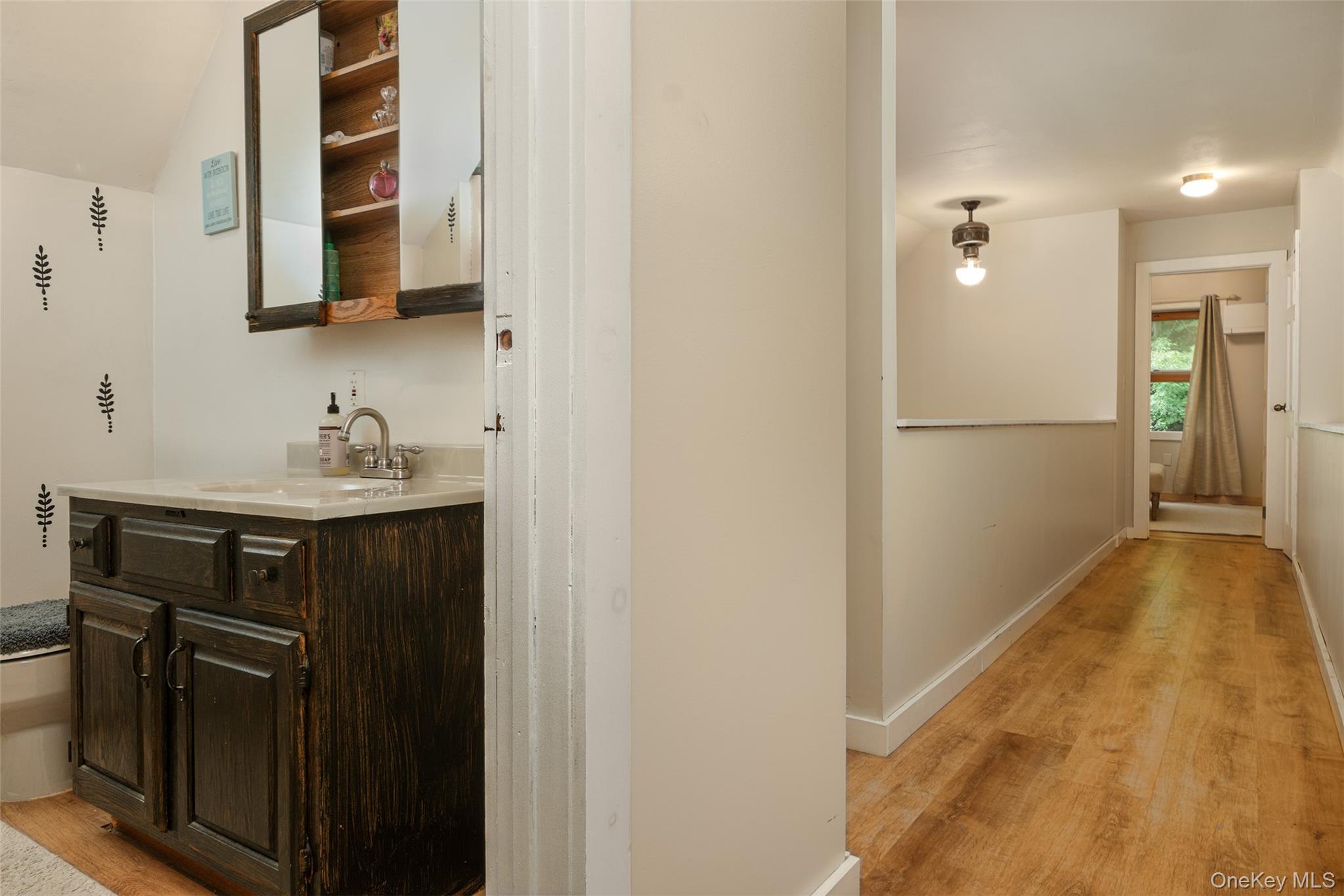 715 Rosa Circle Property Photo 34