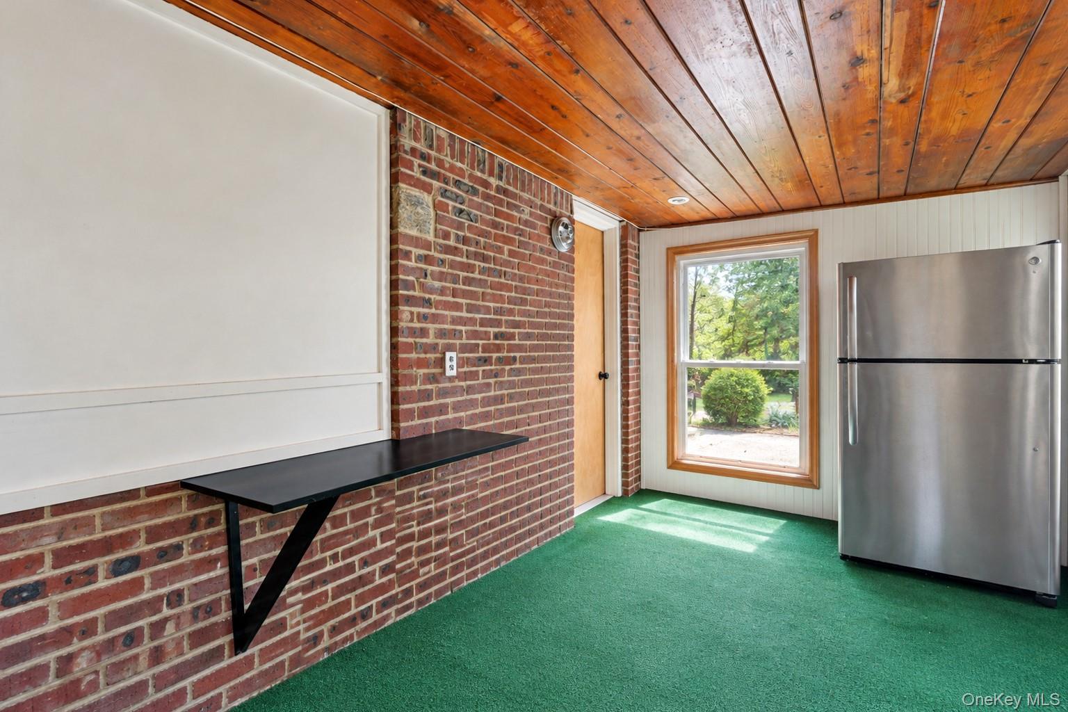 45 Peconic Road Property Photo 5