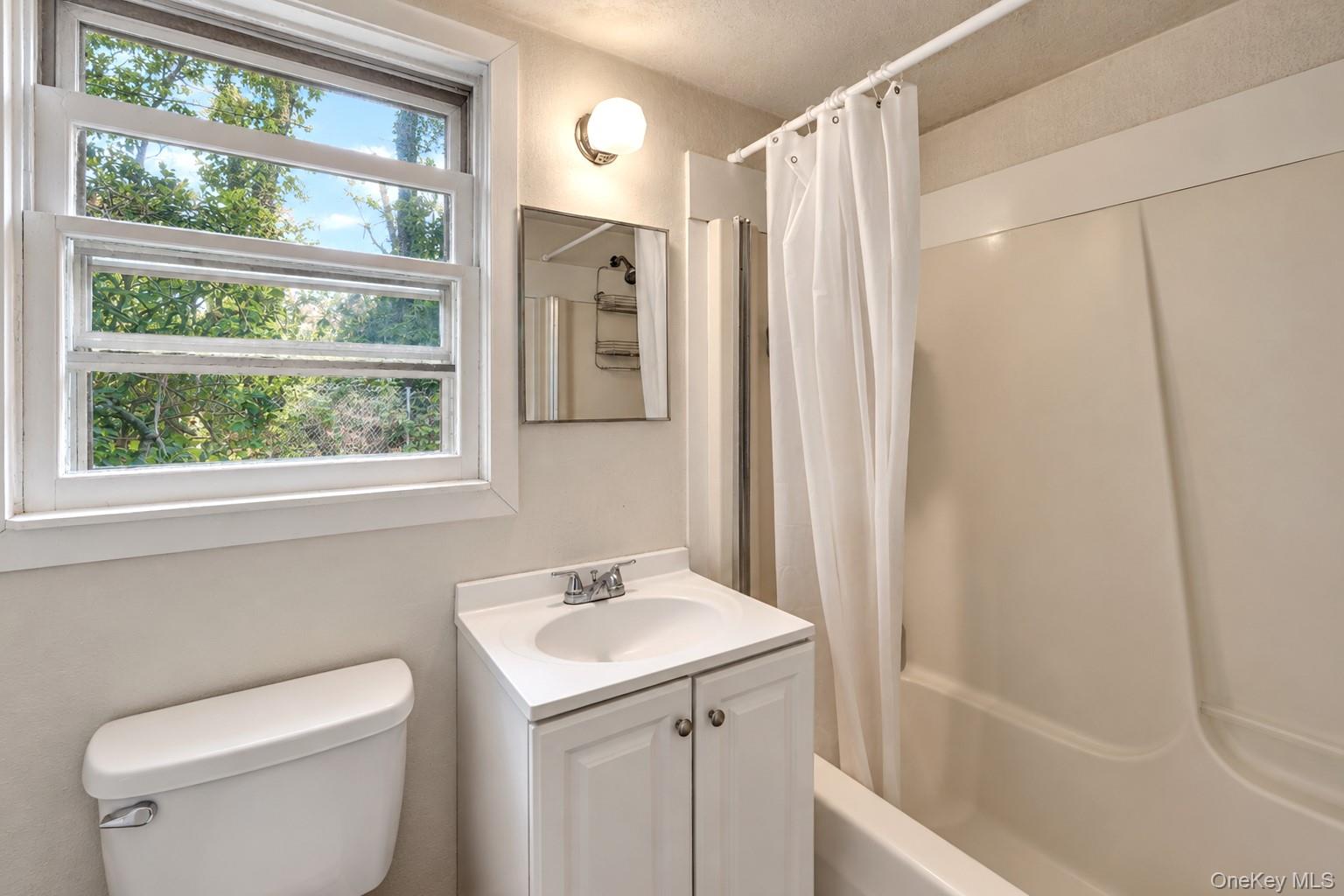 45 Peconic Road Property Photo 14