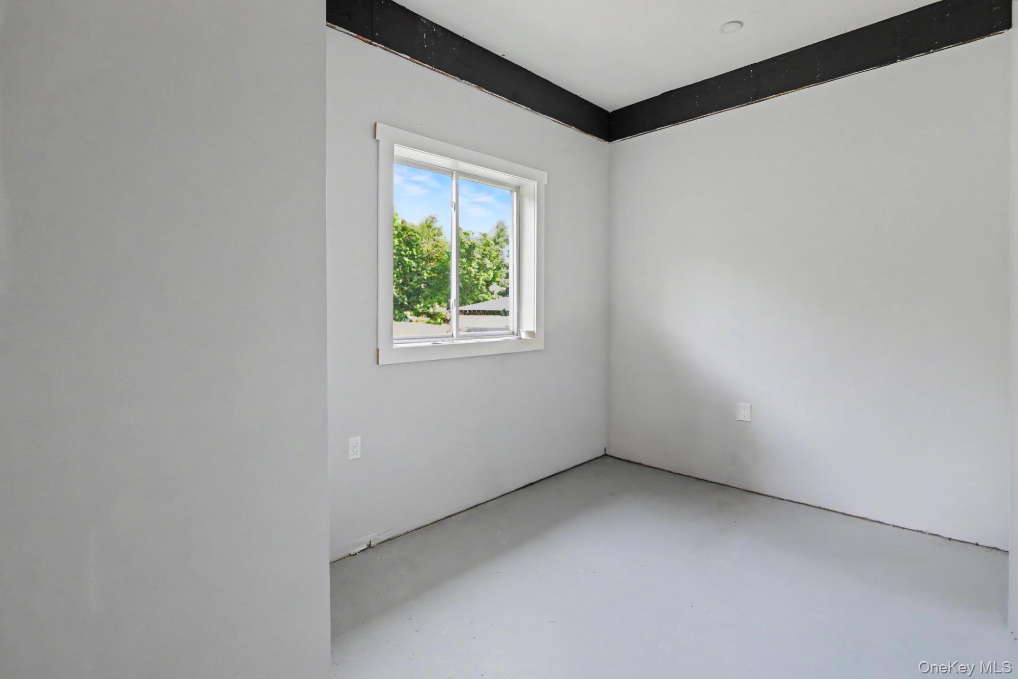 8-10 Katzman Road Property Photo 12