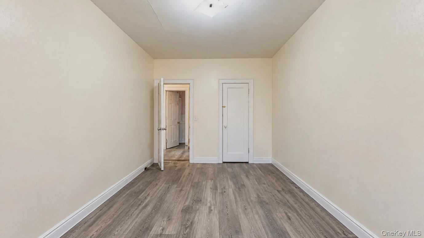9752 75th Street A23 Property Photo 8