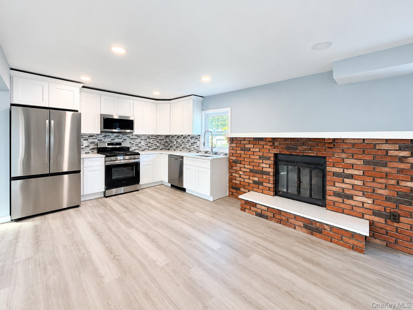 10 Frank Avenue Property Photo 13
