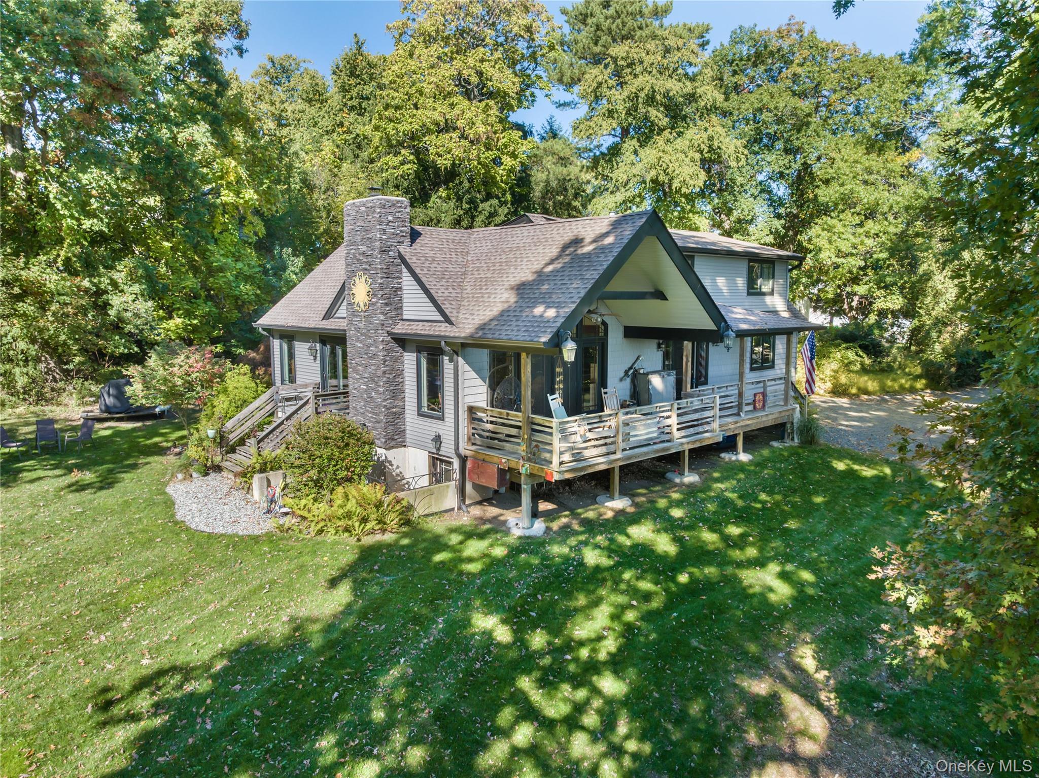 283 New Hempstead Road Property Photo 1