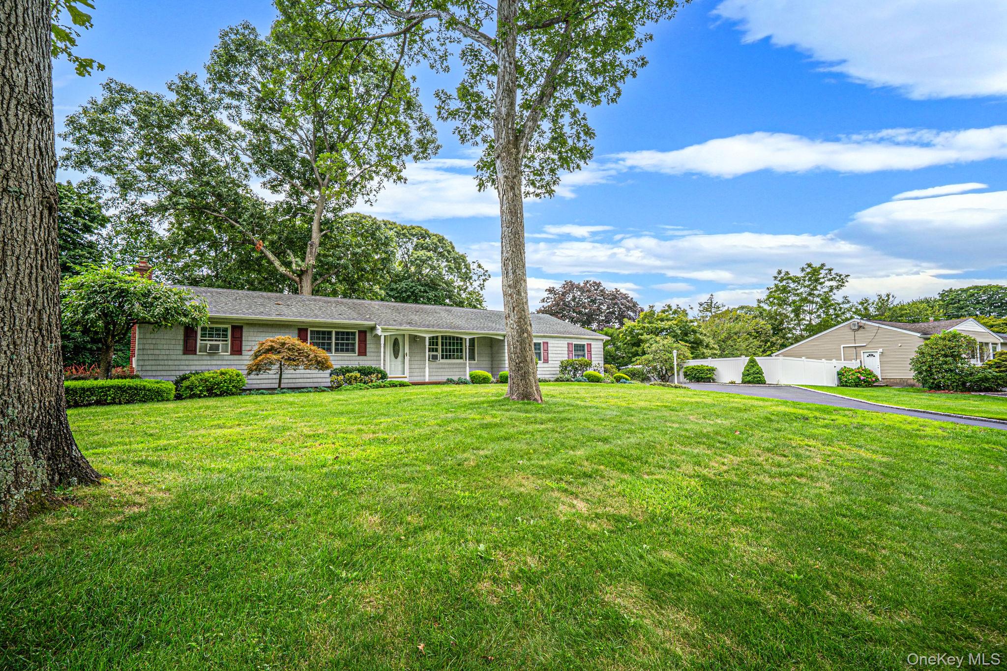 24 Spruce Street Property Photo 2