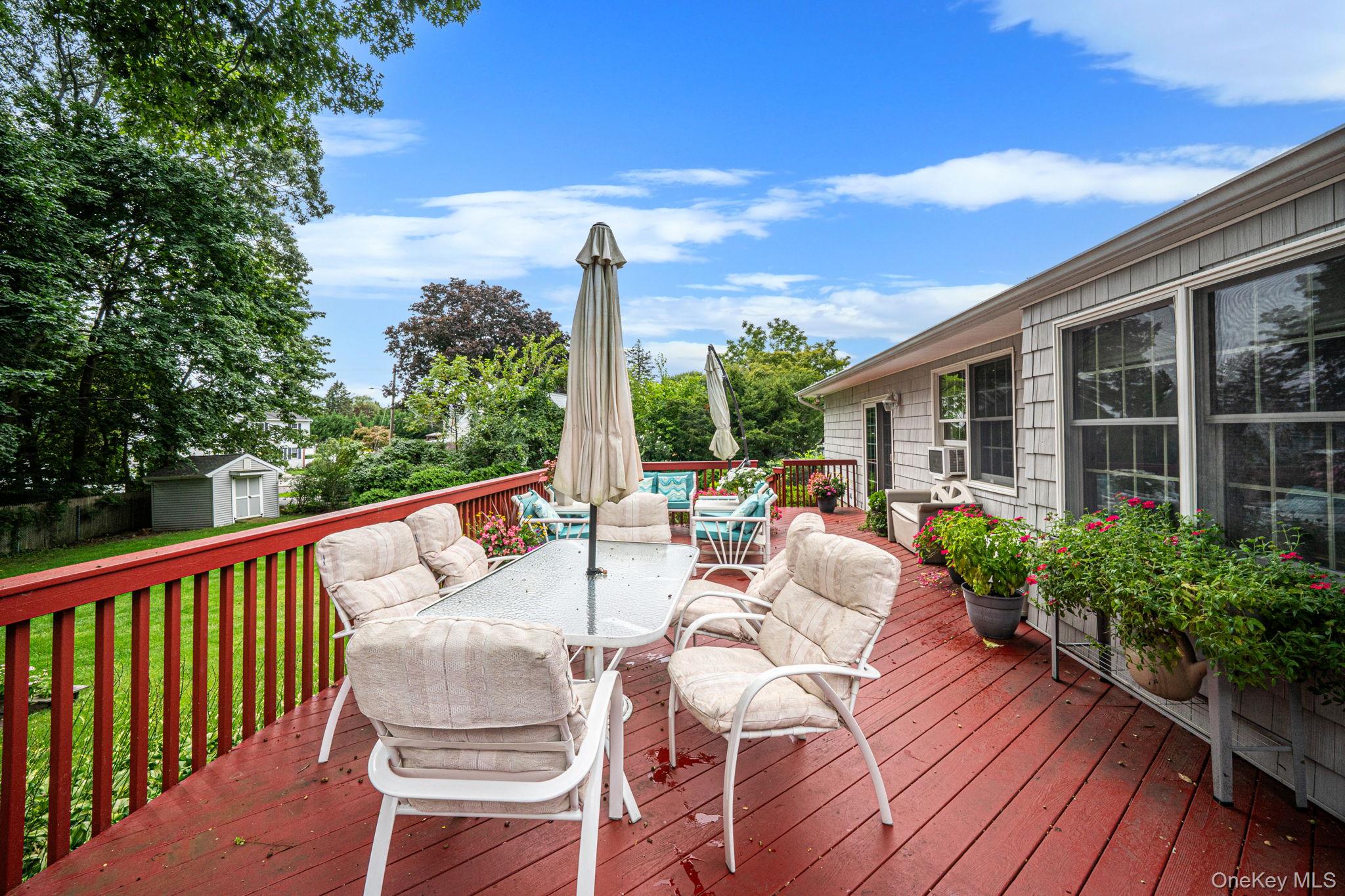 24 Spruce Street Property Photo 11