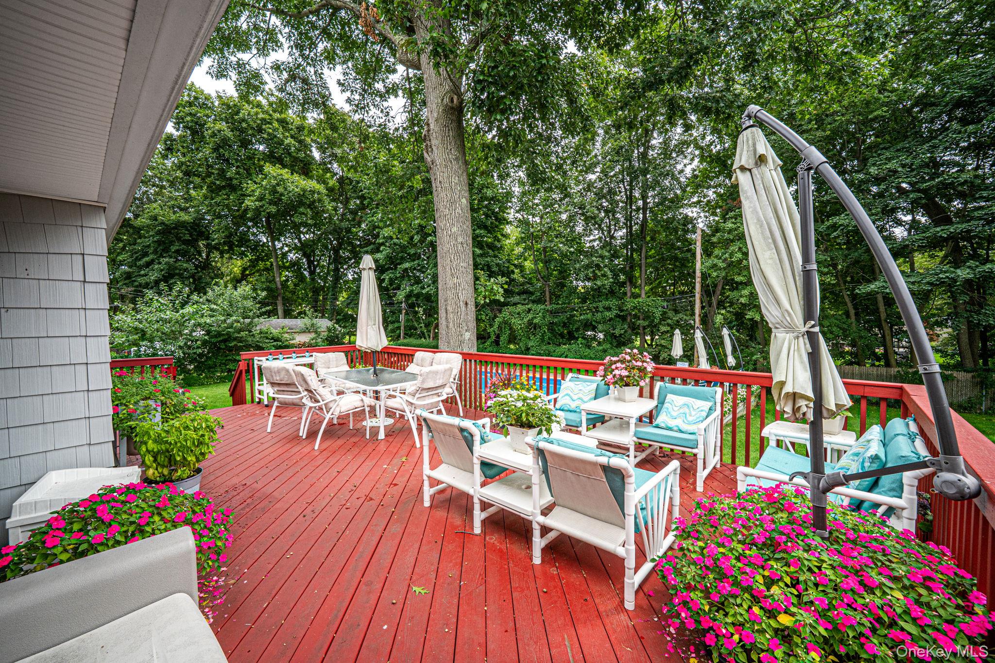 24 Spruce Street Property Photo 12