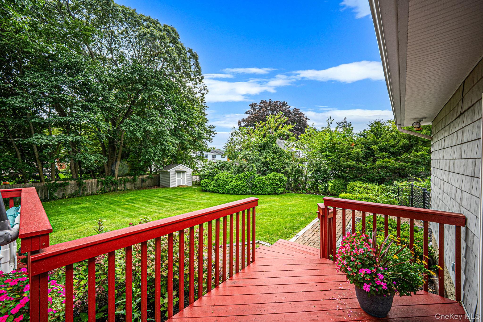 24 Spruce Street Property Photo 13