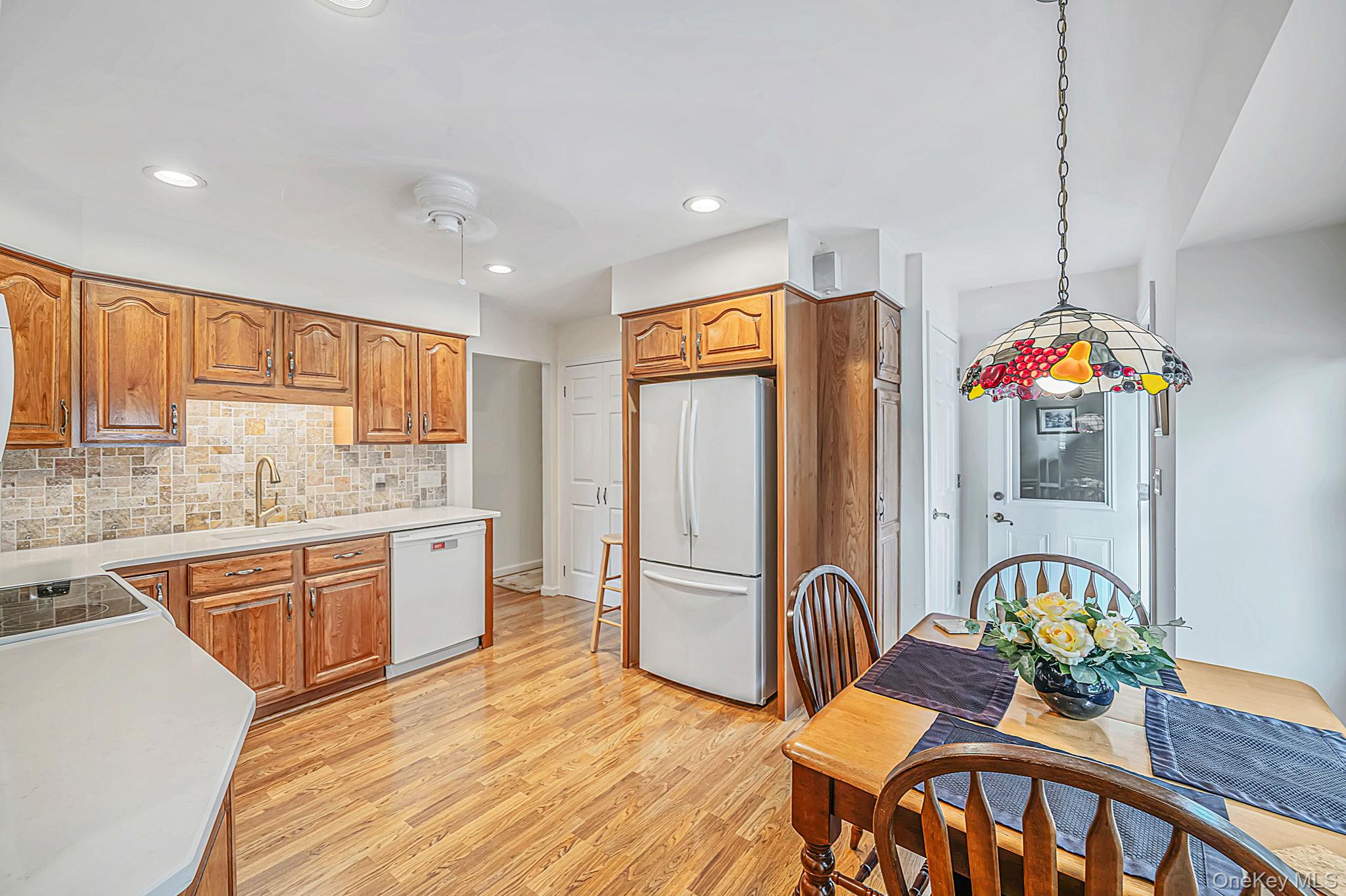 24 Spruce Street Property Photo 19