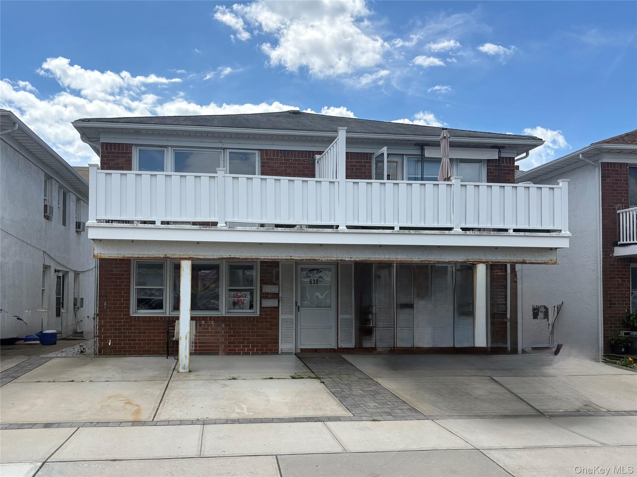 630 East Broadway Property Photo 1