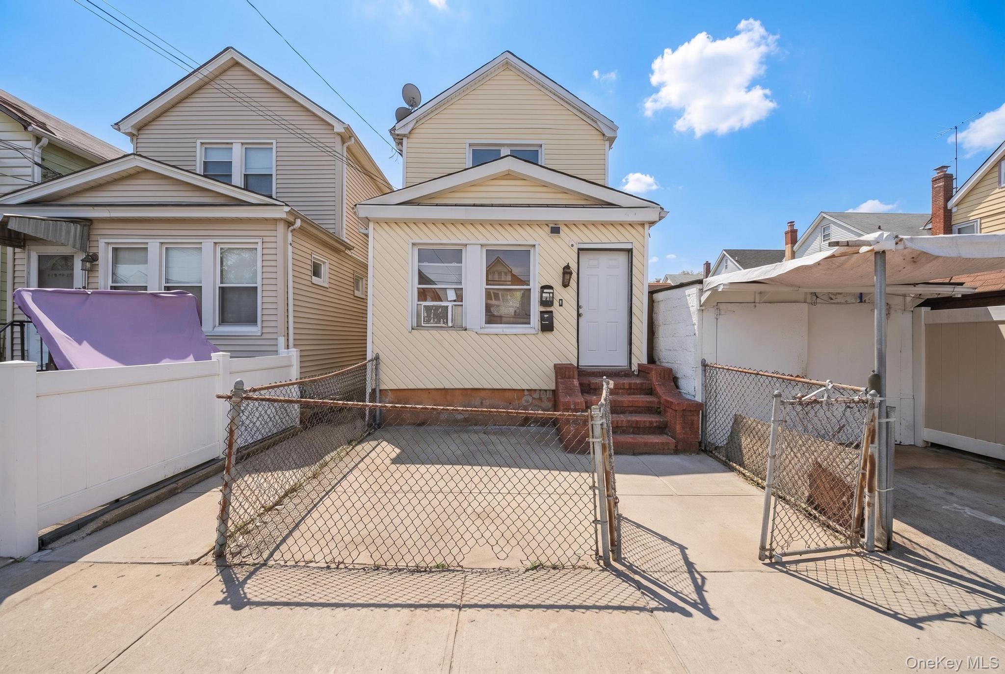 11612 148th Street Property Photo 1