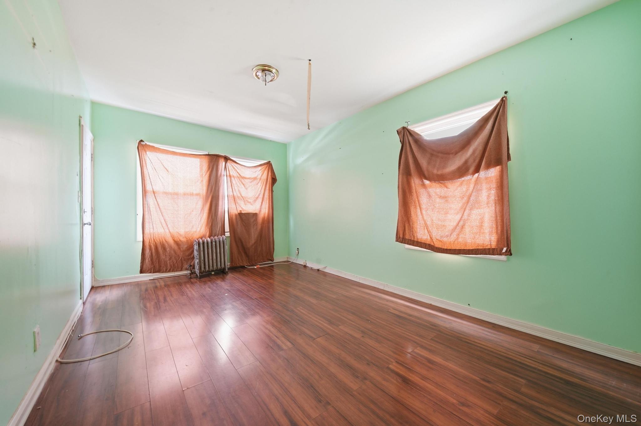 11612 148th Street Property Photo 4