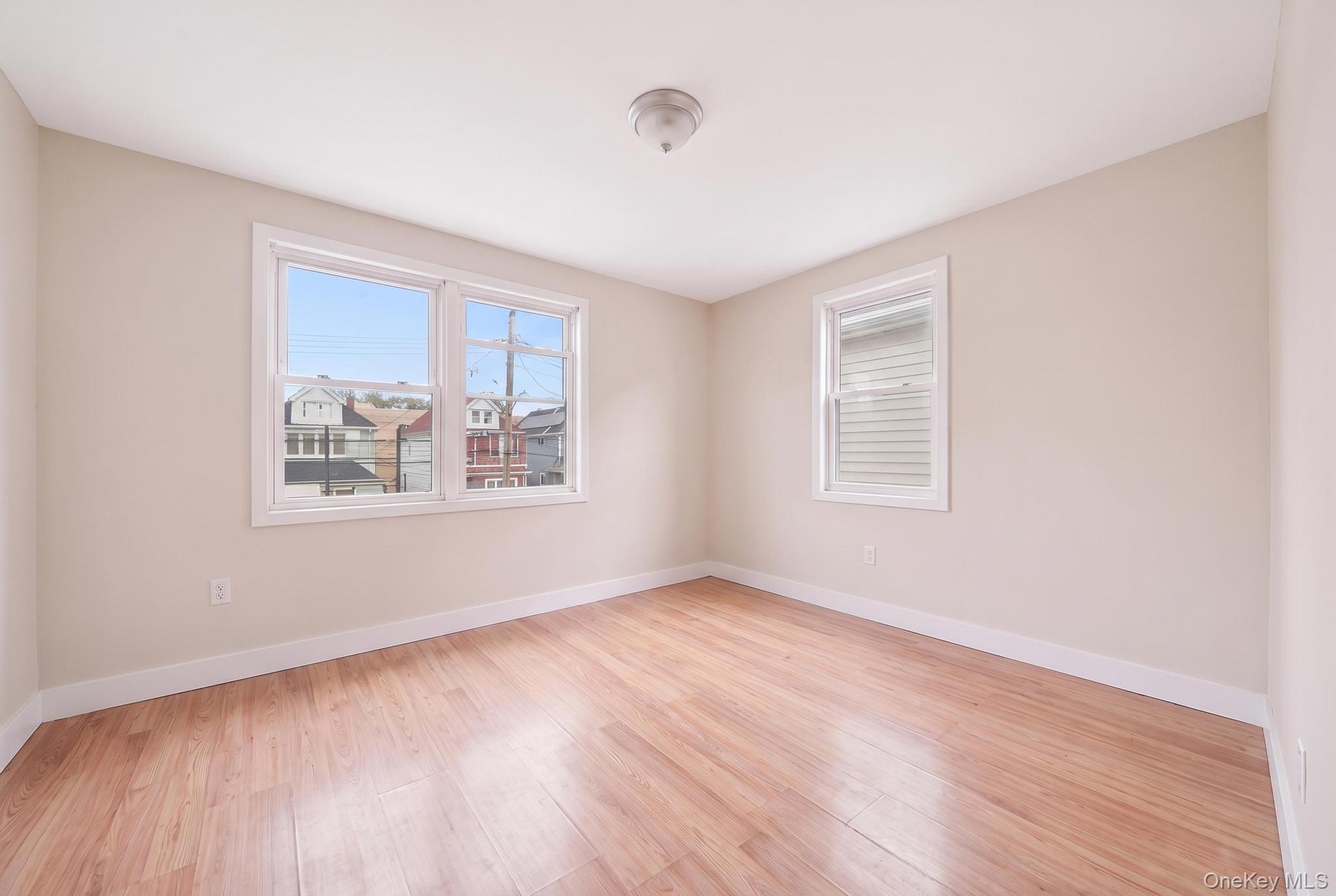 11612 148th Street Property Photo 15