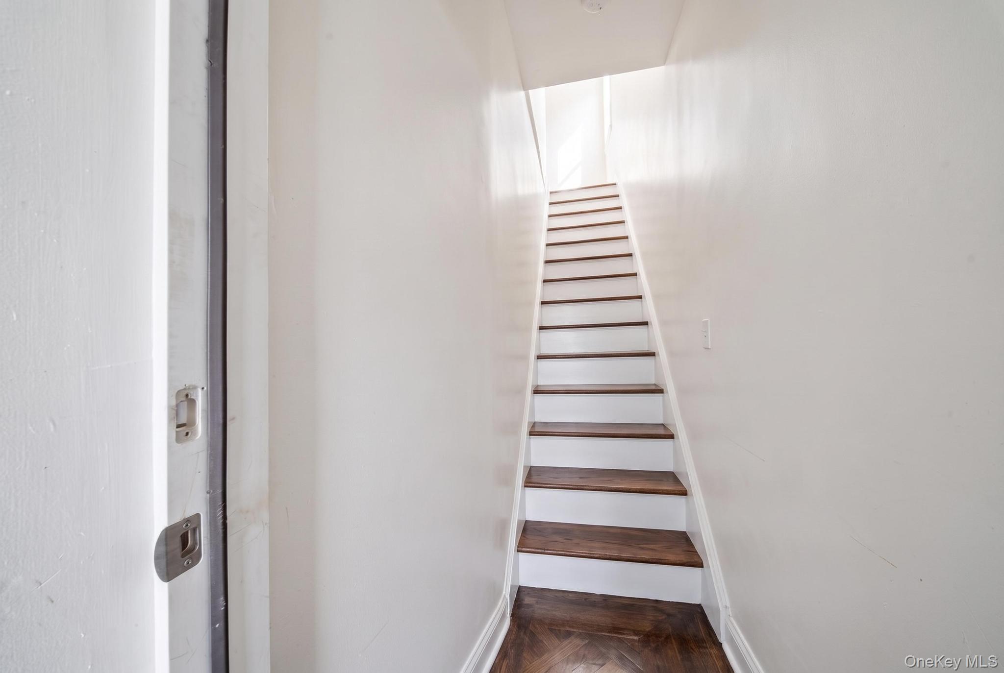 11612 148th Street Property Photo 22
