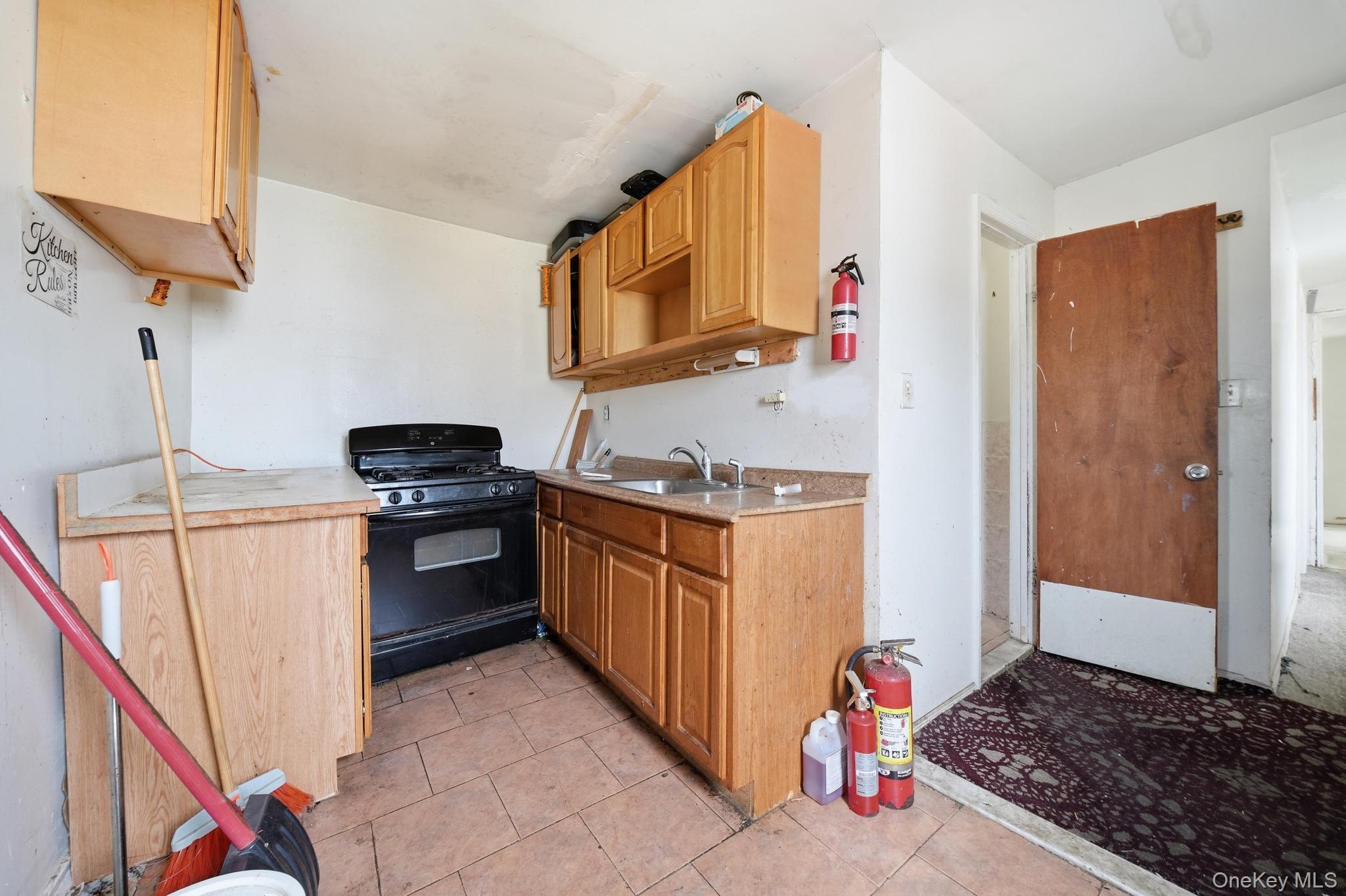 11612 148th Street Property Photo 28
