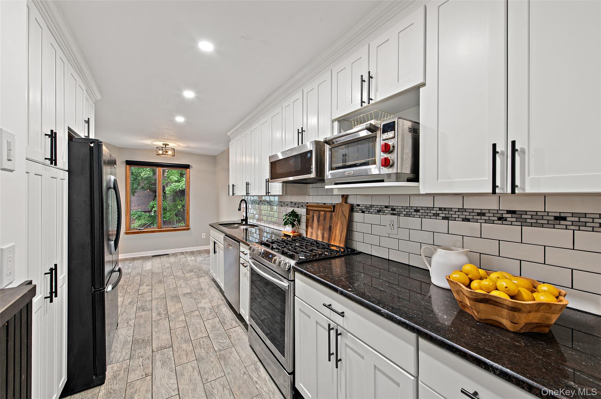 9 Boulder Lane Property Photo 8