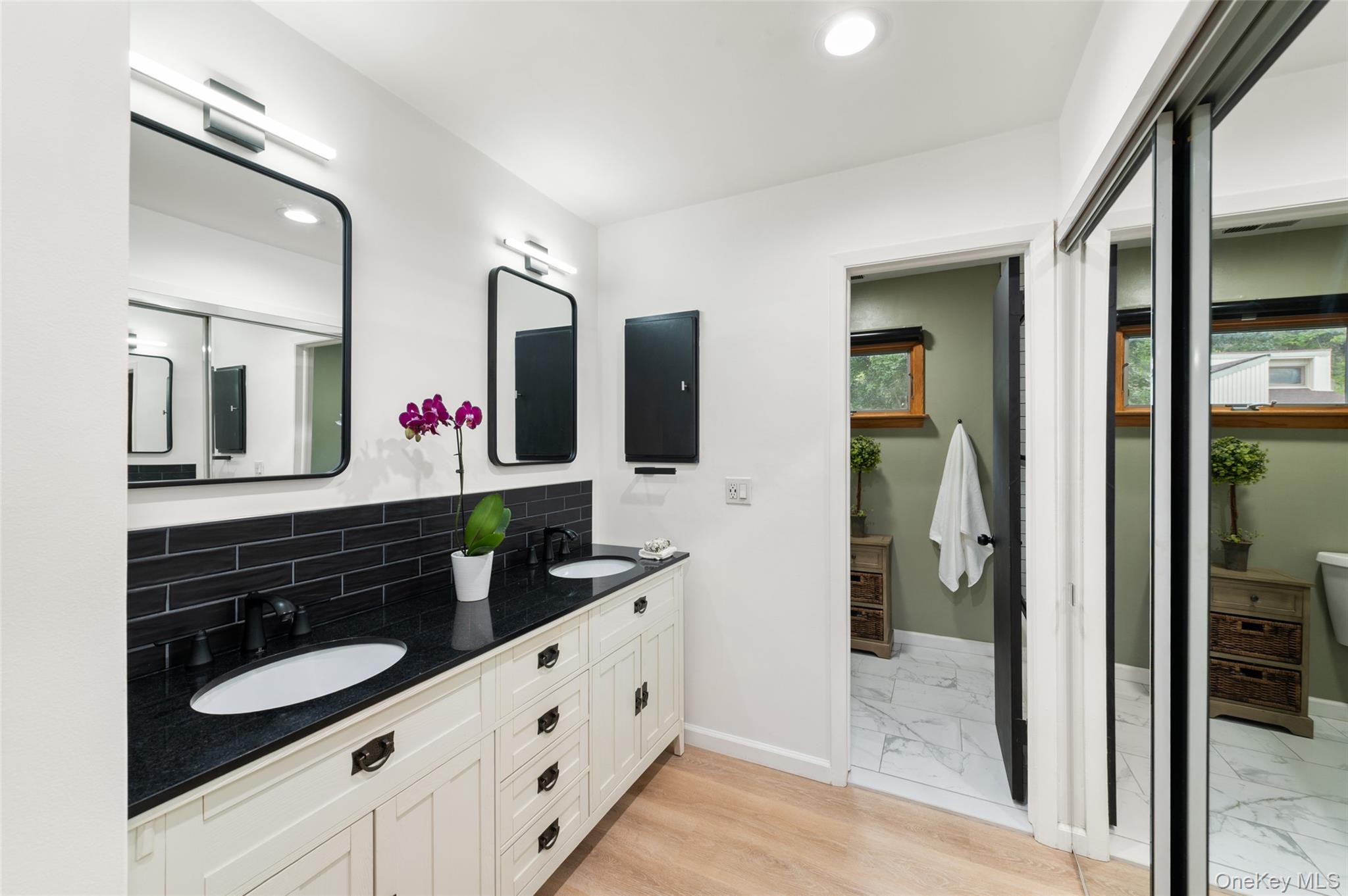 9 Boulder Lane Property Photo 22