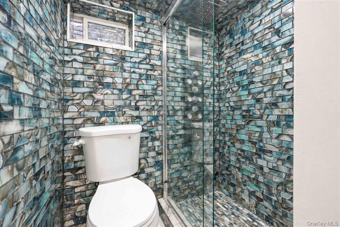 86-44 104th Street Property Photo 36