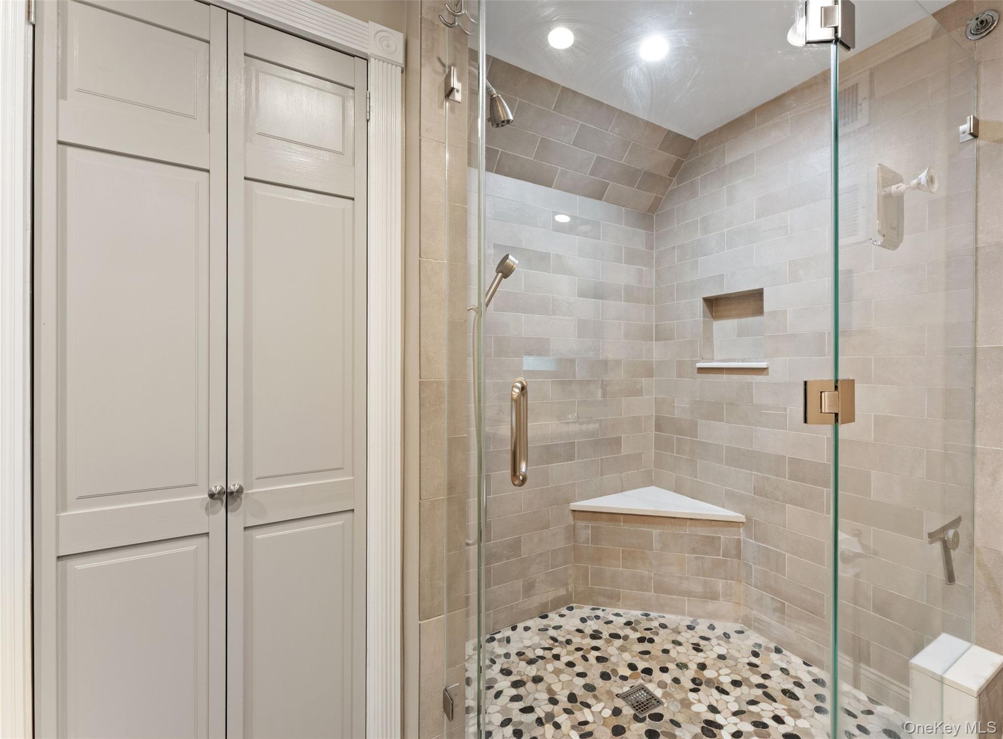 88 Broadway 2b Property Photo 12