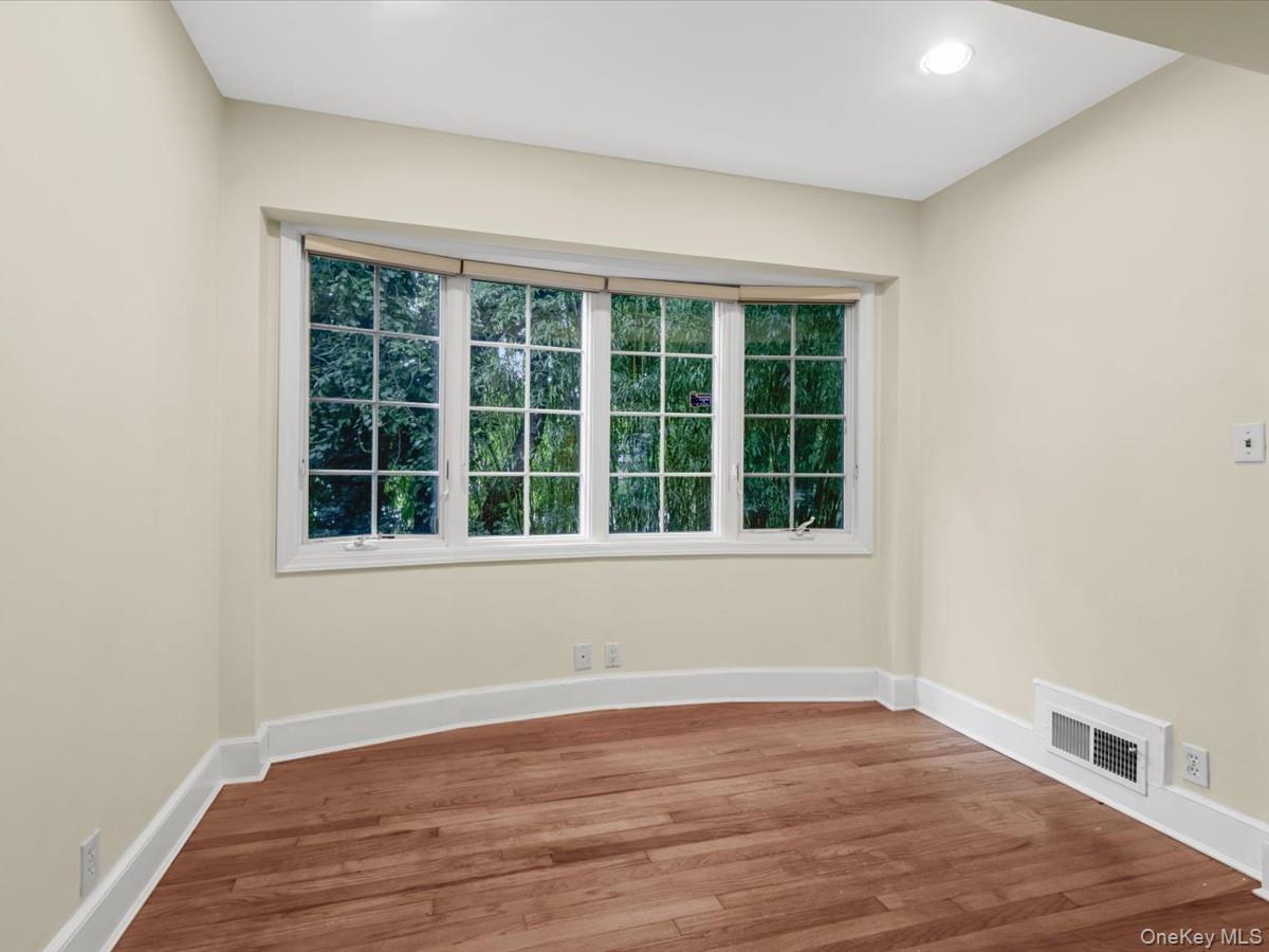 2 Amherst Road Property Photo 8