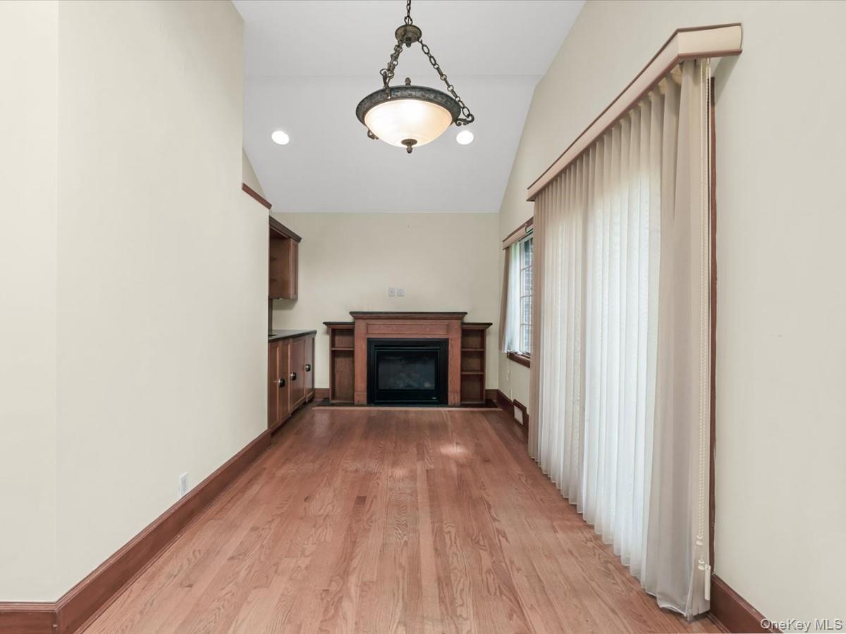 2 Amherst Road Property Photo 9
