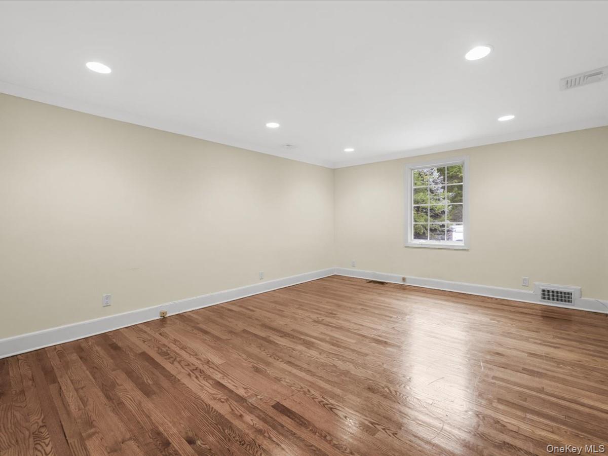 2 Amherst Road Property Photo 25