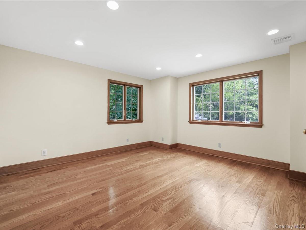 2 Amherst Road Property Photo 30