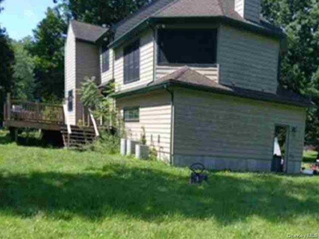 6 Brookside Lane Property Photo 2