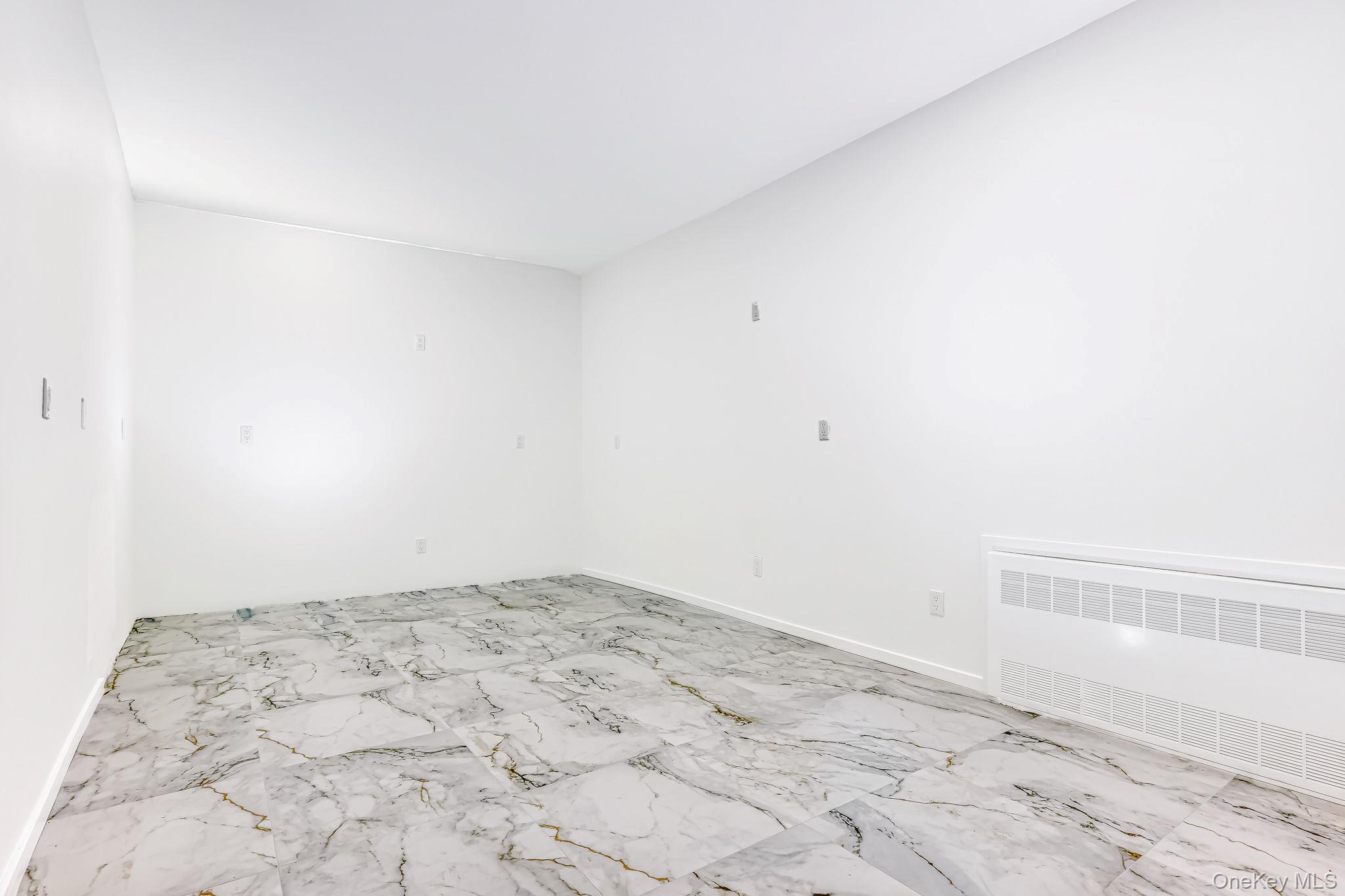 2 Roberts Road 202 Property Photo 25