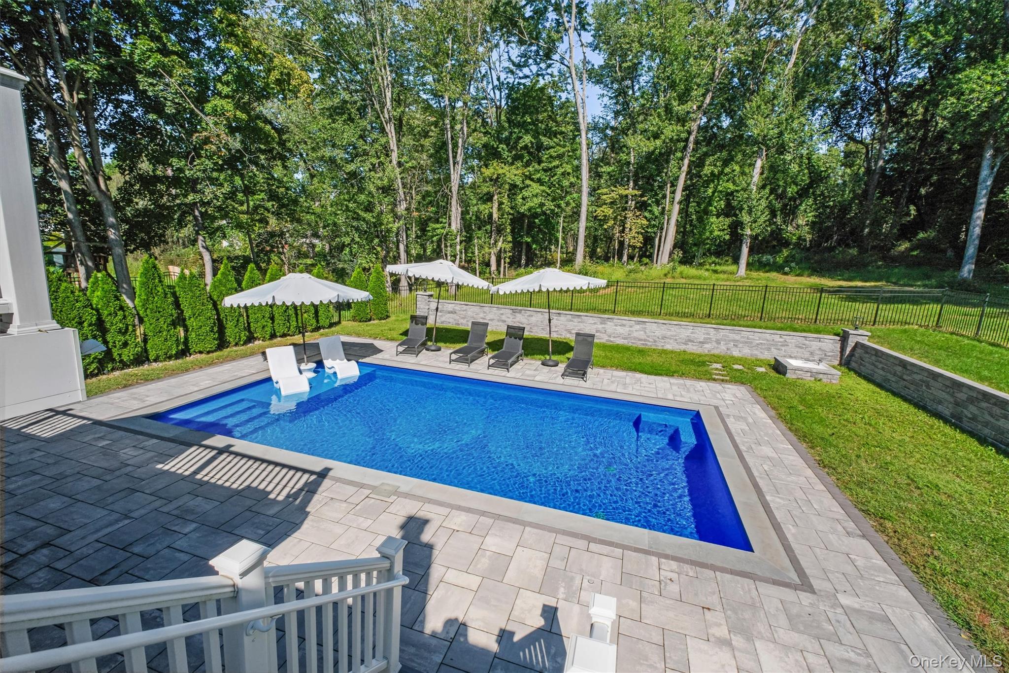 13 Slate Hill Drive Property Photo 31
